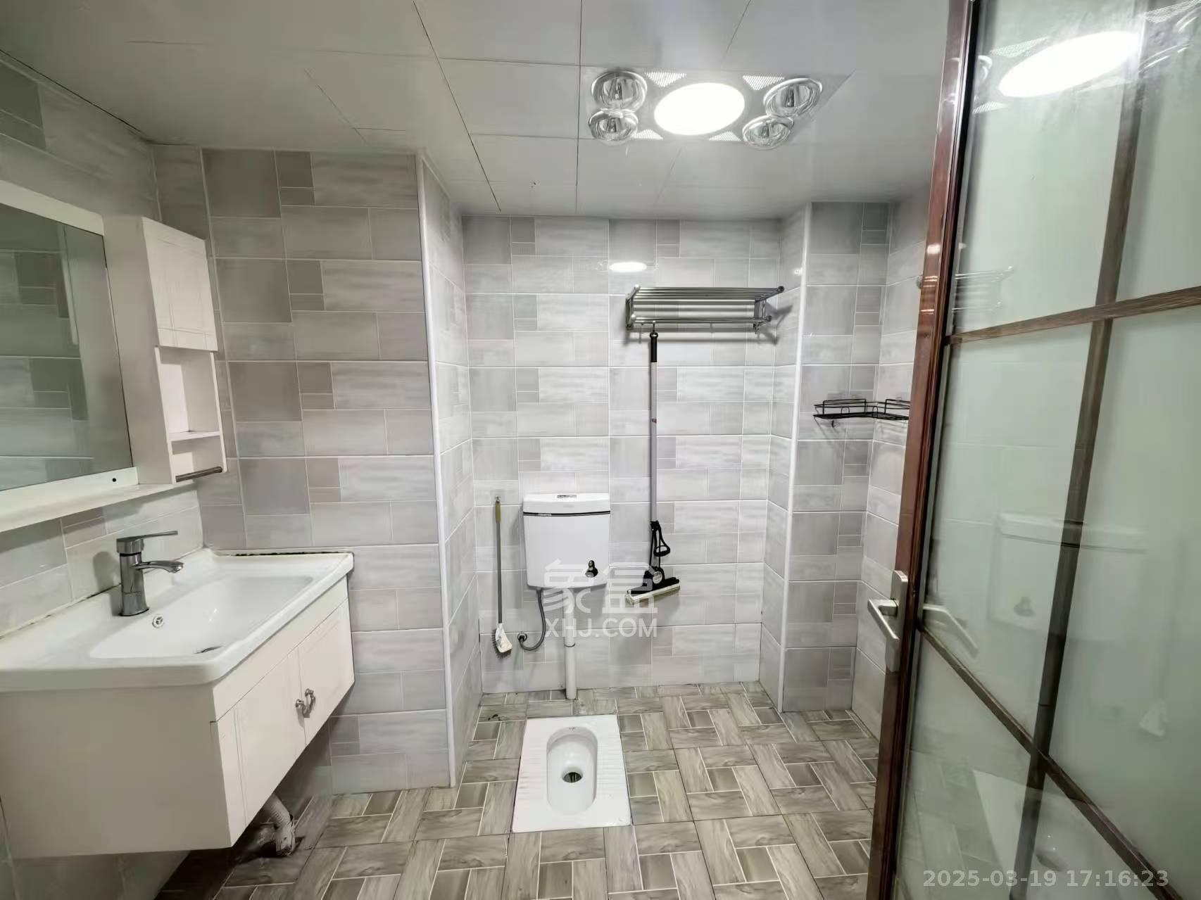 创世纪广场 1室1厅1卫 1500.0元/月 创世纪广场 1室1厅1卫 1500.0元/月室内图