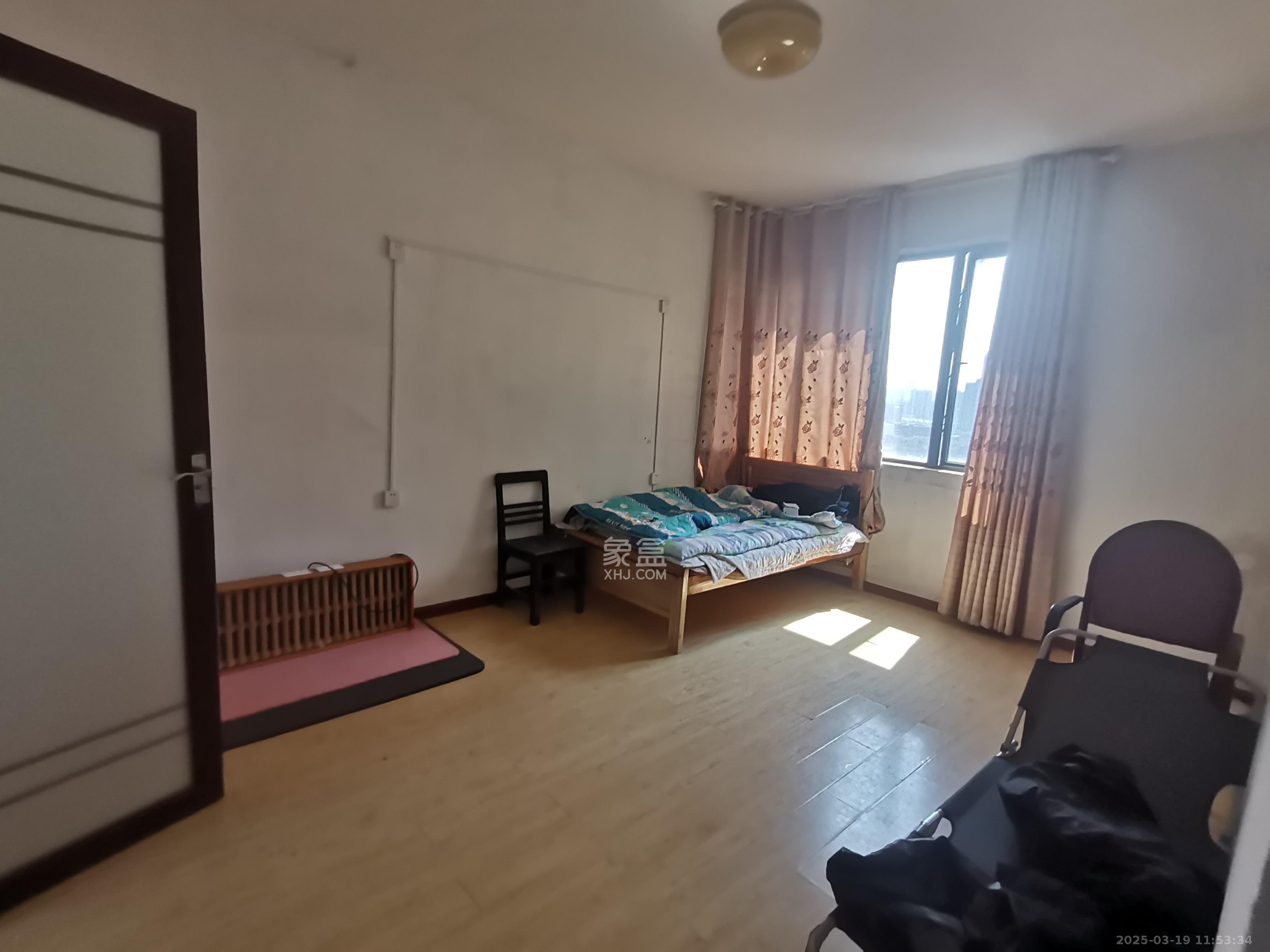 江河东澜湾 4室2厅2卫 3200.0元/月 江河东澜湾 4室2厅2卫 3200.0元/月室内图