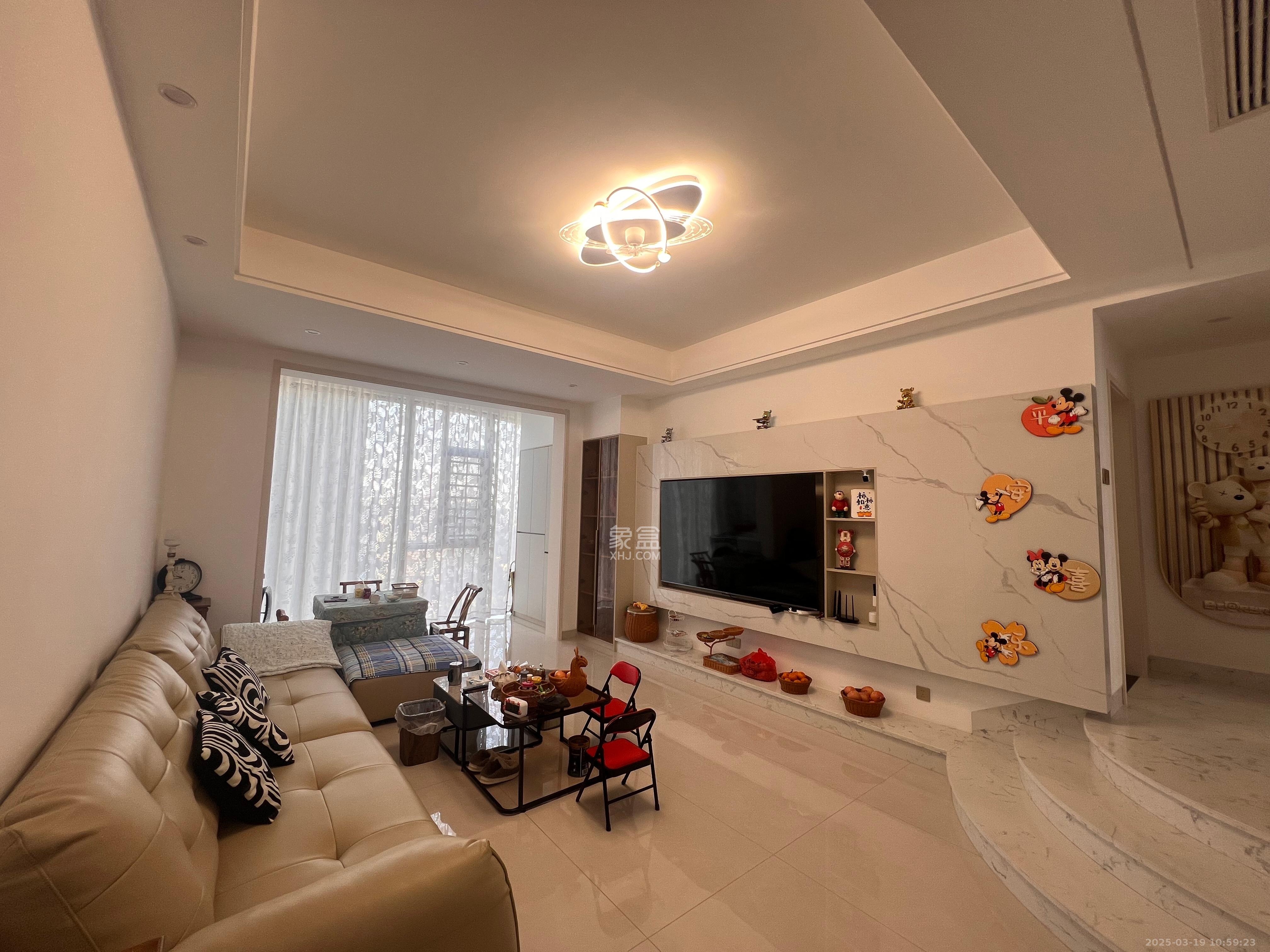 金侨中央广场 5室2厅3卫 150.0万 金侨中央广场 5室2厅3卫 150.0万室内图