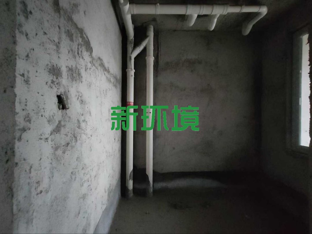 都市金苑  4室2厅2卫    58.0万 都市金苑  4室2厅2卫    58.0万客厅