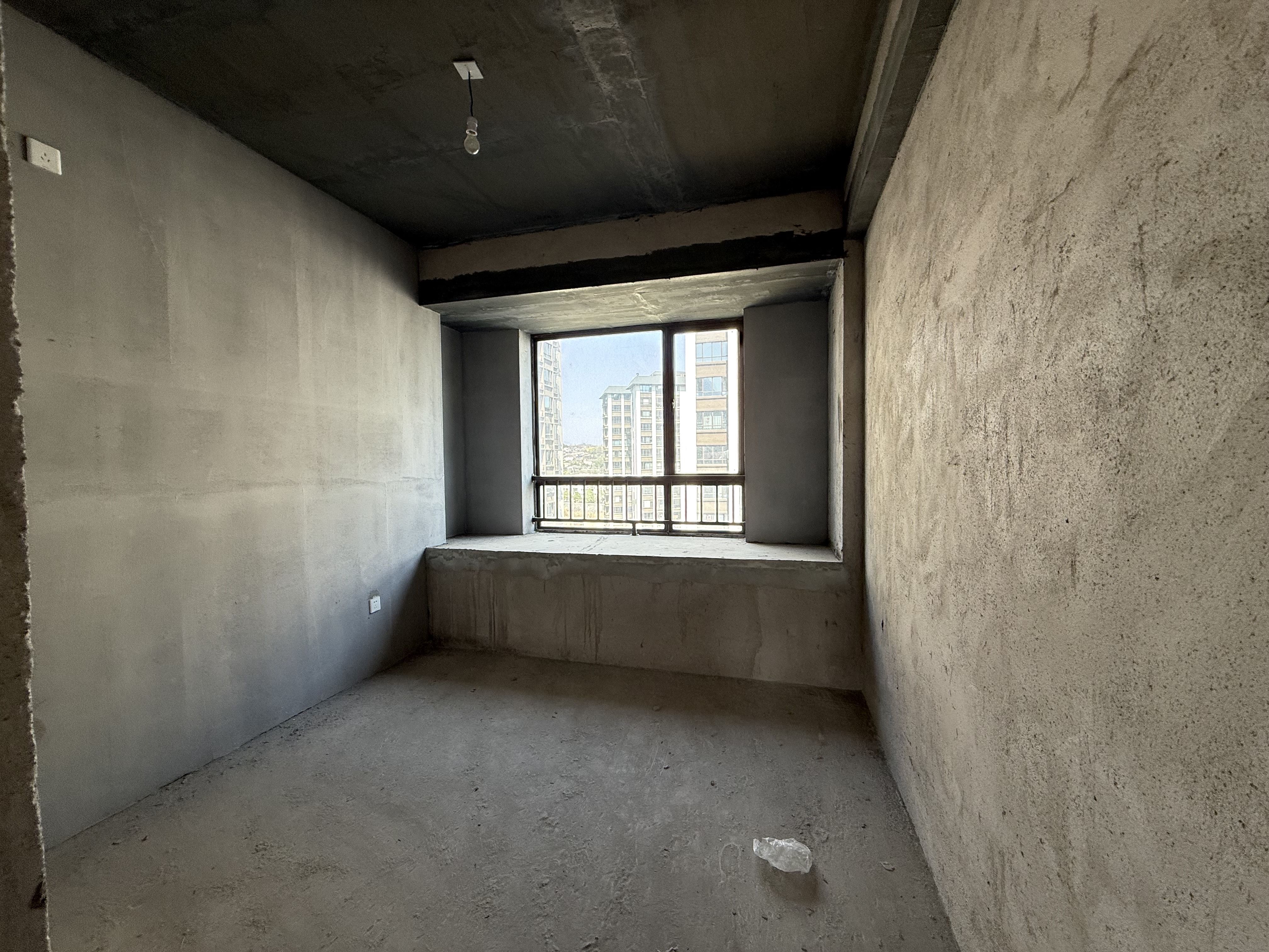 锦绣公馆 4室2厅2卫 71.8万 锦绣公馆 4室2厅2卫 71.8万客厅