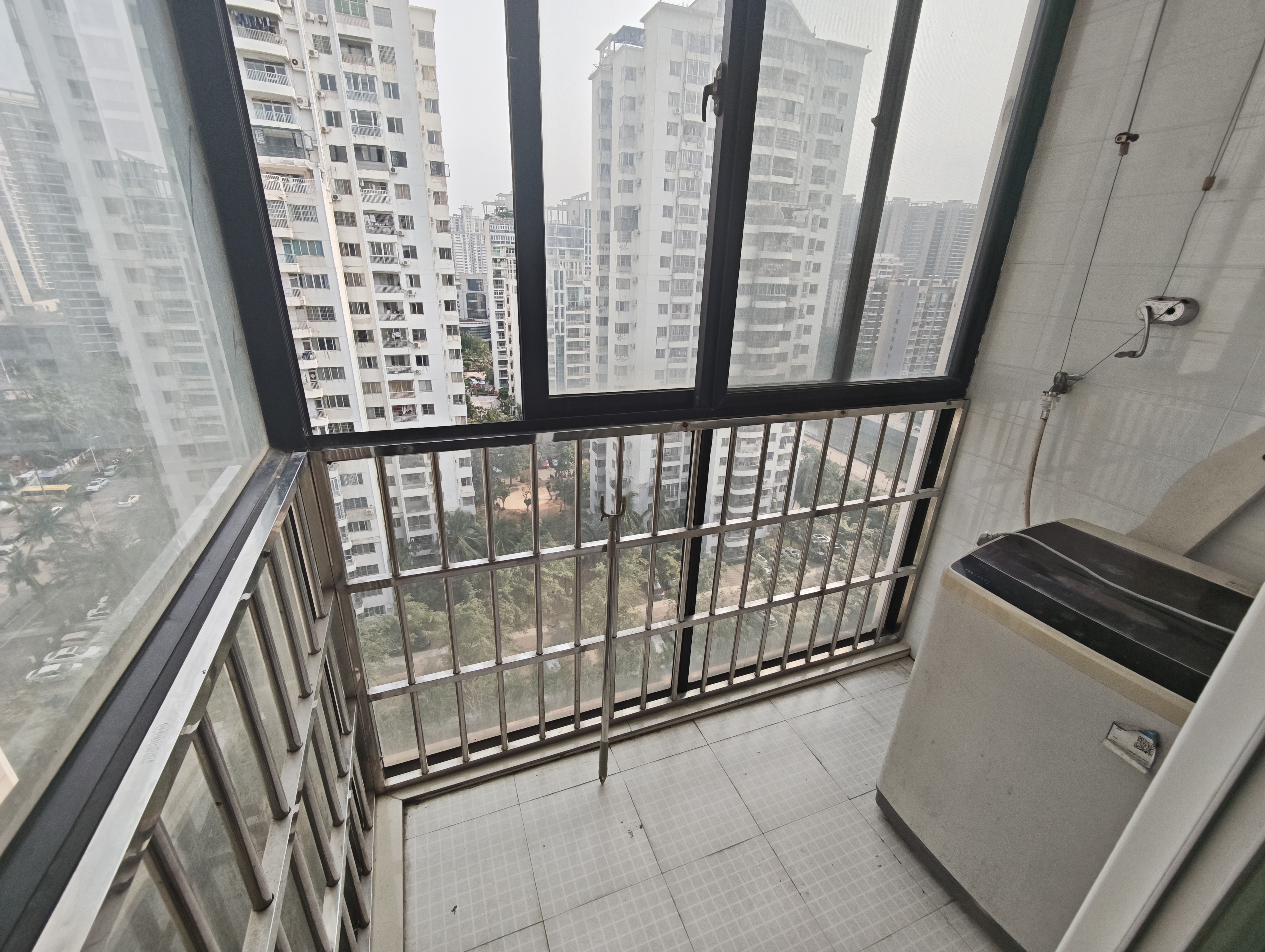 听海南国印象 1室1厅1卫 65.0万 听海南国印象 1室1厅1卫 65.0万客厅