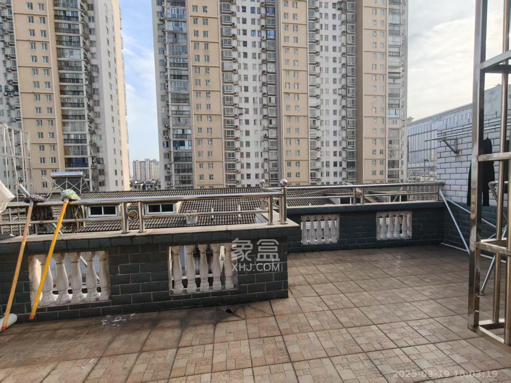 新合四村 1室0厅1卫 1250.0元/月 新合四村 1室0厅1卫 1250.0元/月室内图