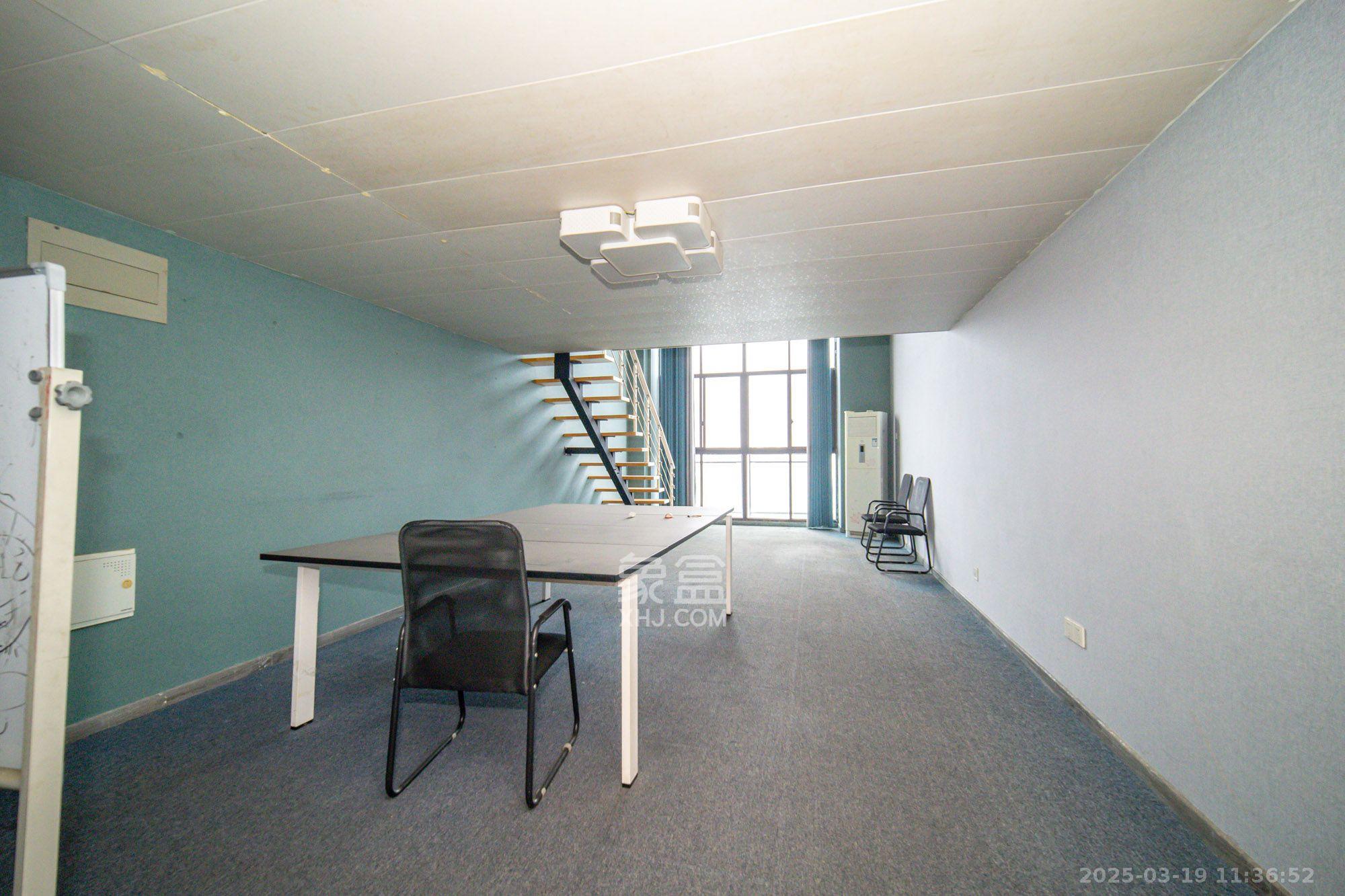 金科时代中心 1室1厅1卫 1800.0元/月 金科时代中心 1室1厅1卫 1800.0元/月室内图