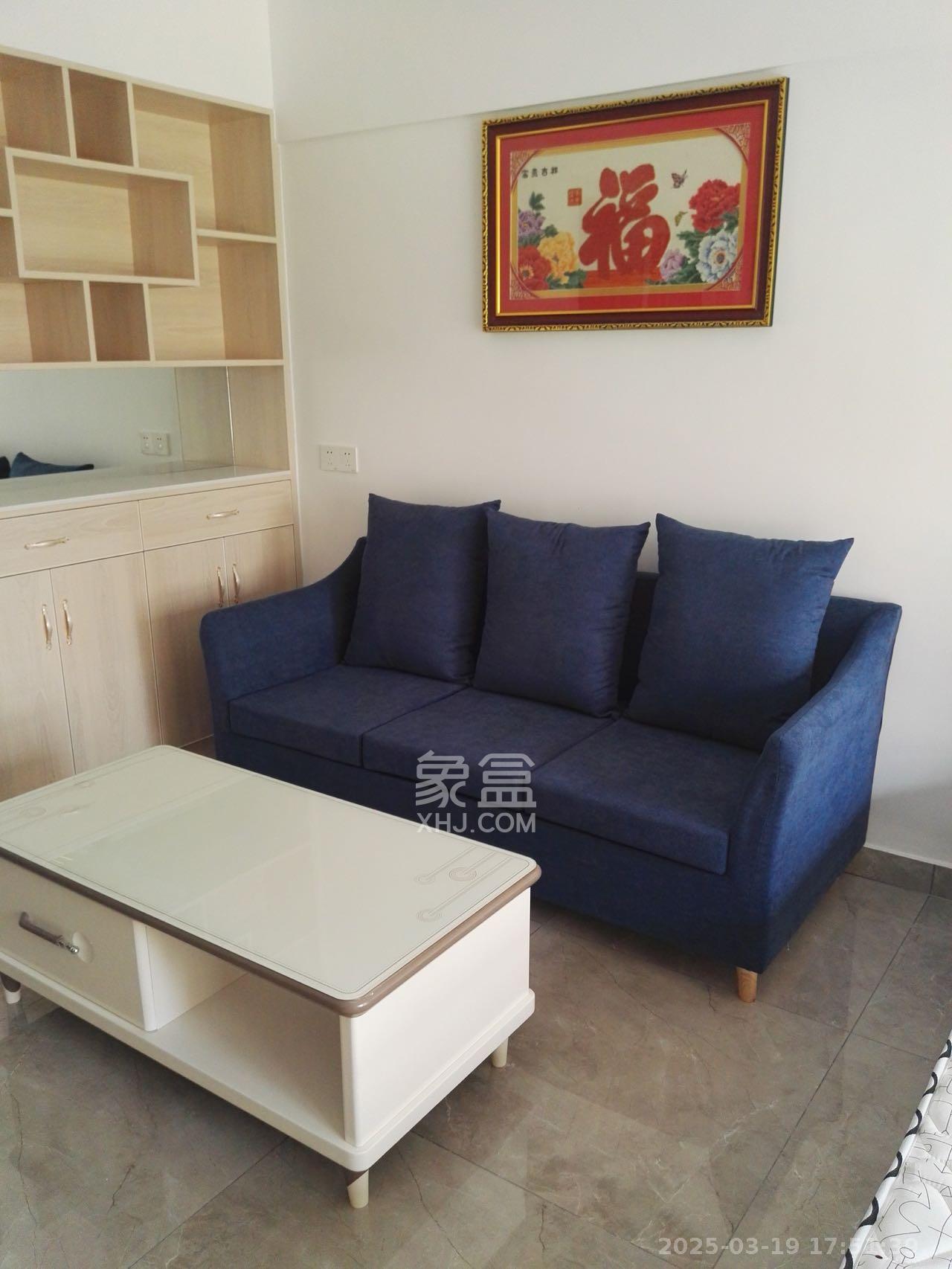 鑫远玲珑 1室1厅1卫 1600.0元/月 鑫远玲珑 1室1厅1卫 1600.0元/月室内图