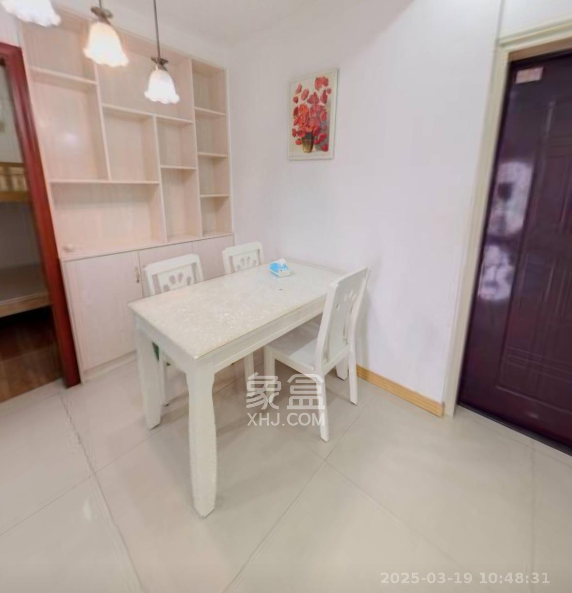 香麓丽舍  3室2厅2卫    2800.0元/月室内图