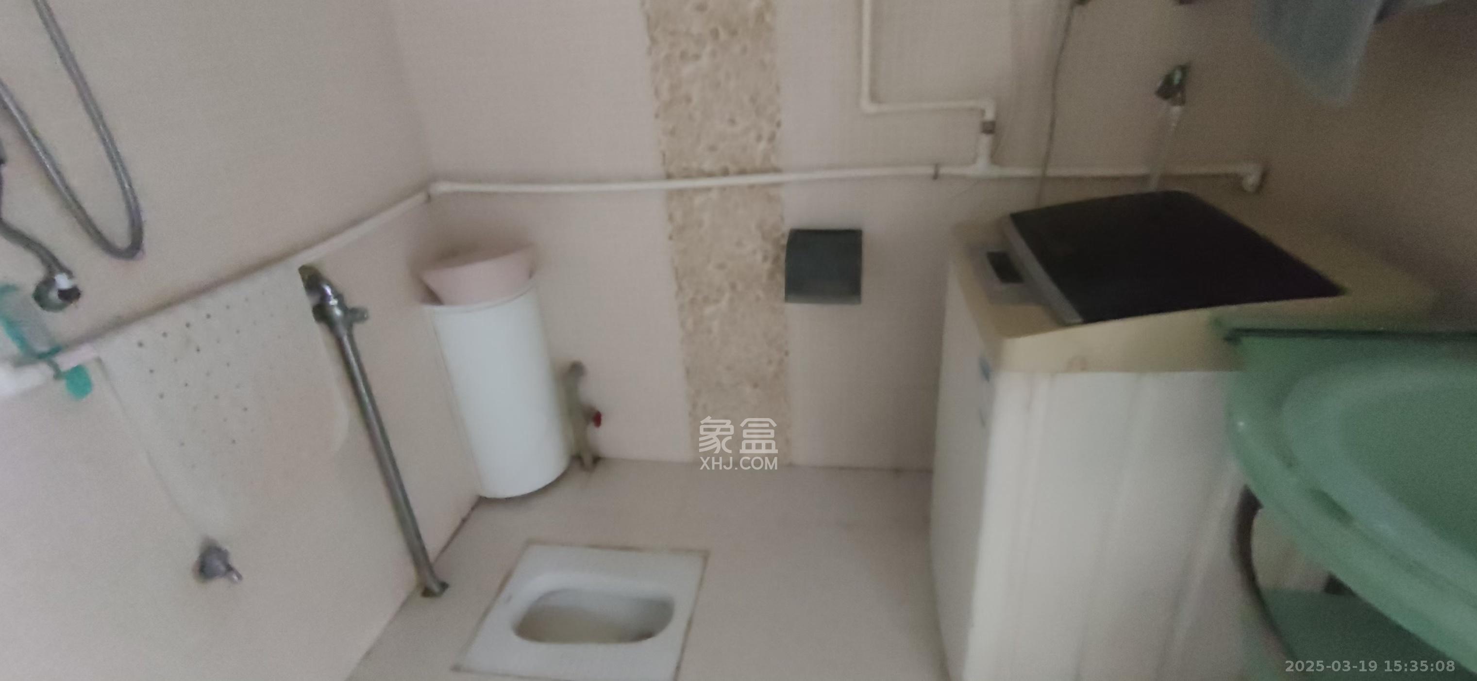 三万英尺  1室1厅1卫   1600.00元/月室内图