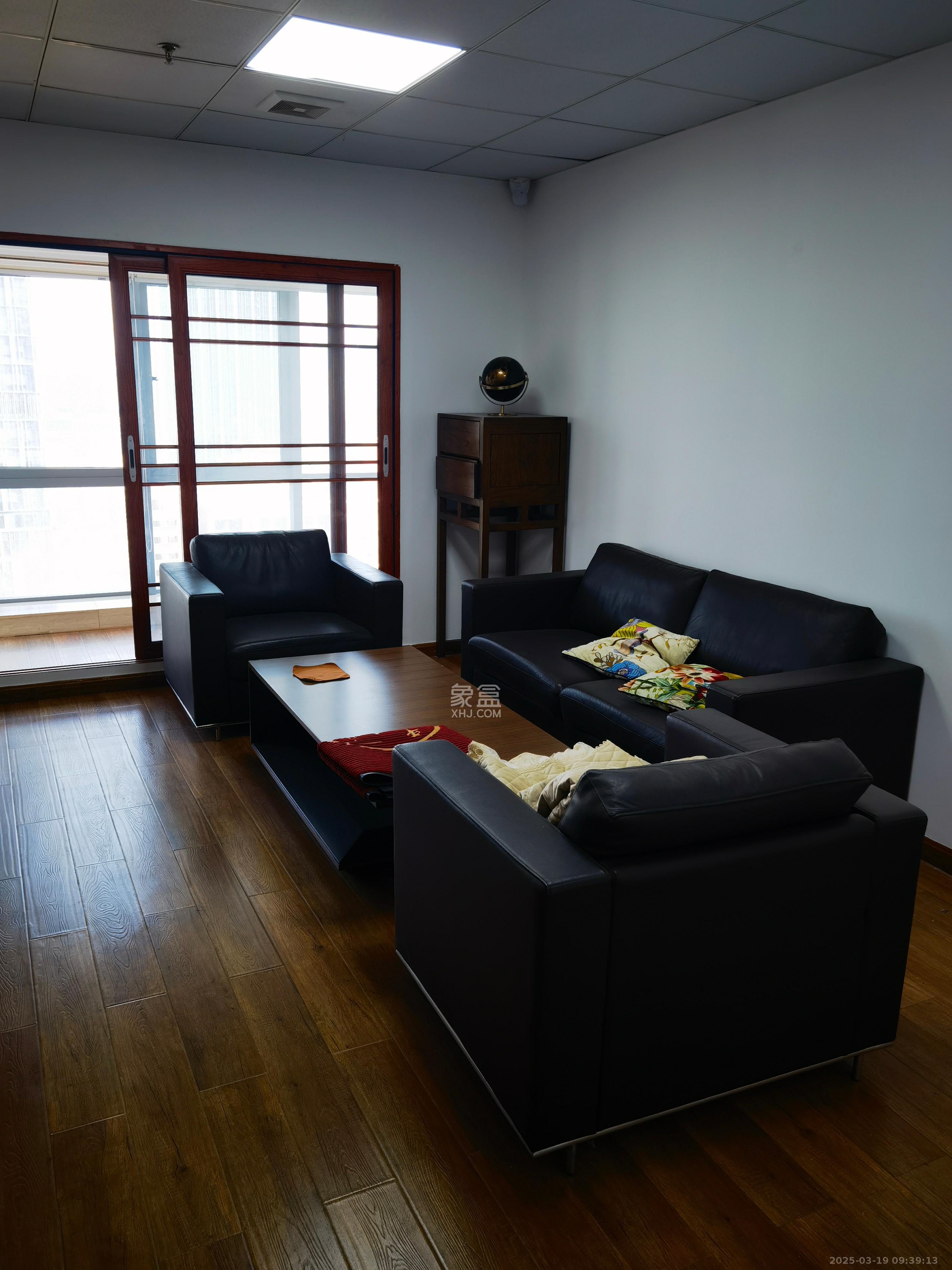 保利国际广场  1室1厅1卫    5000.0元/月 保利国际广场  1室1厅1卫    5000.0元/月室内图