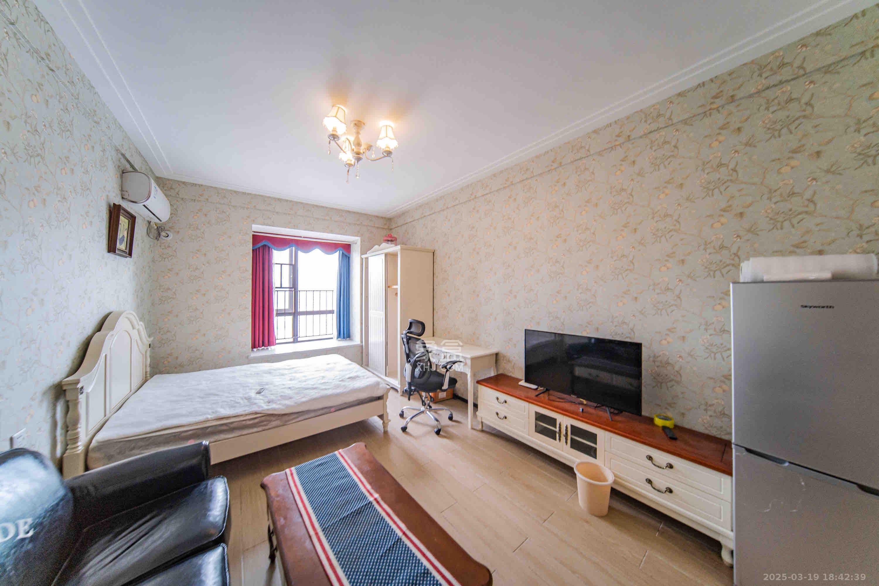 中海国际二期 1室1厅1卫 1300.0元/月 中海国际二期 1室1厅1卫 1300.0元/月室内图