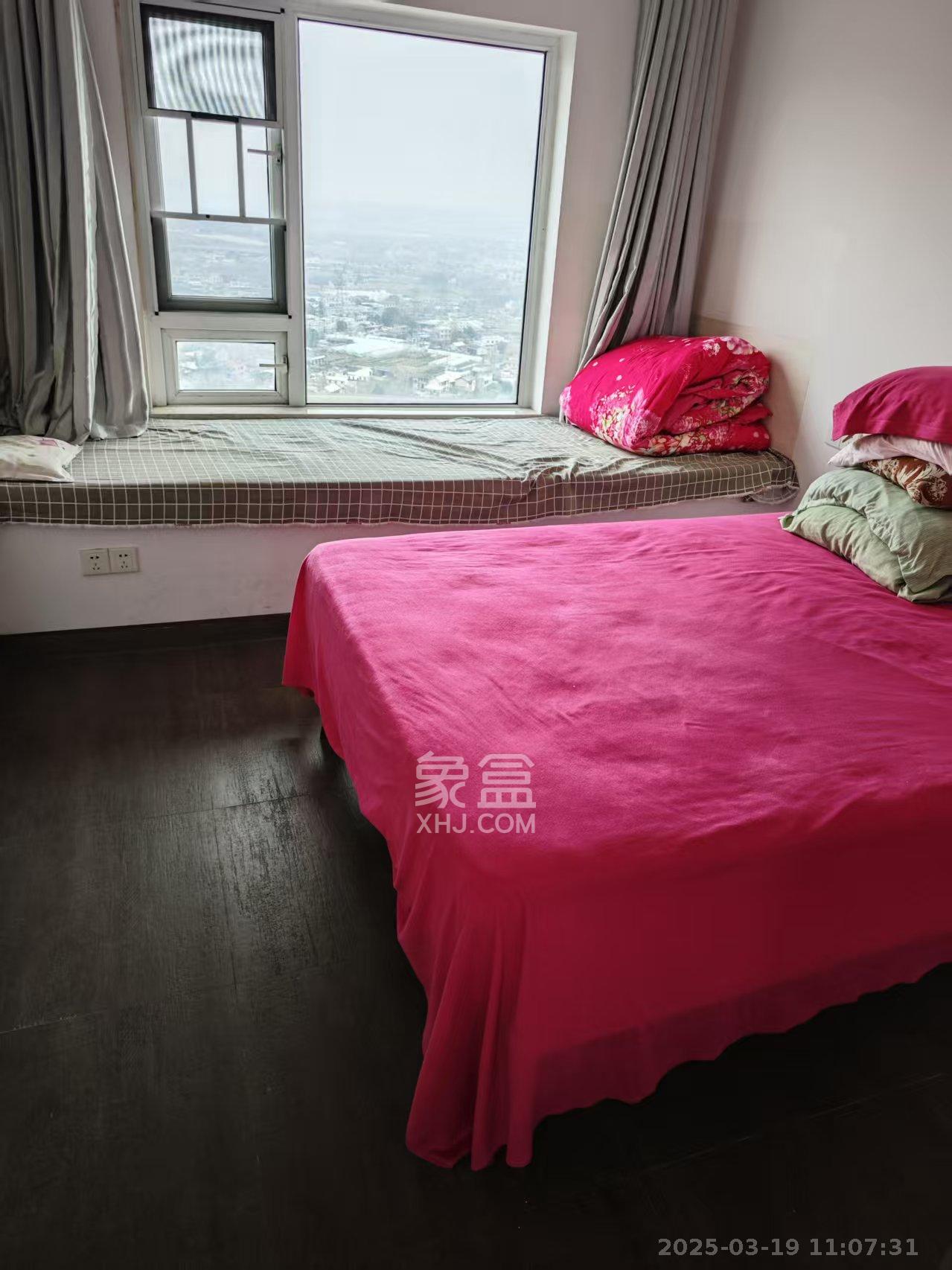 万国城(当代满庭春MOMA)三期 3室2厅1卫 2500.0元/月 万国城(当代满庭春MOMA)三期 3室2厅1卫 2500.0元/月室内图