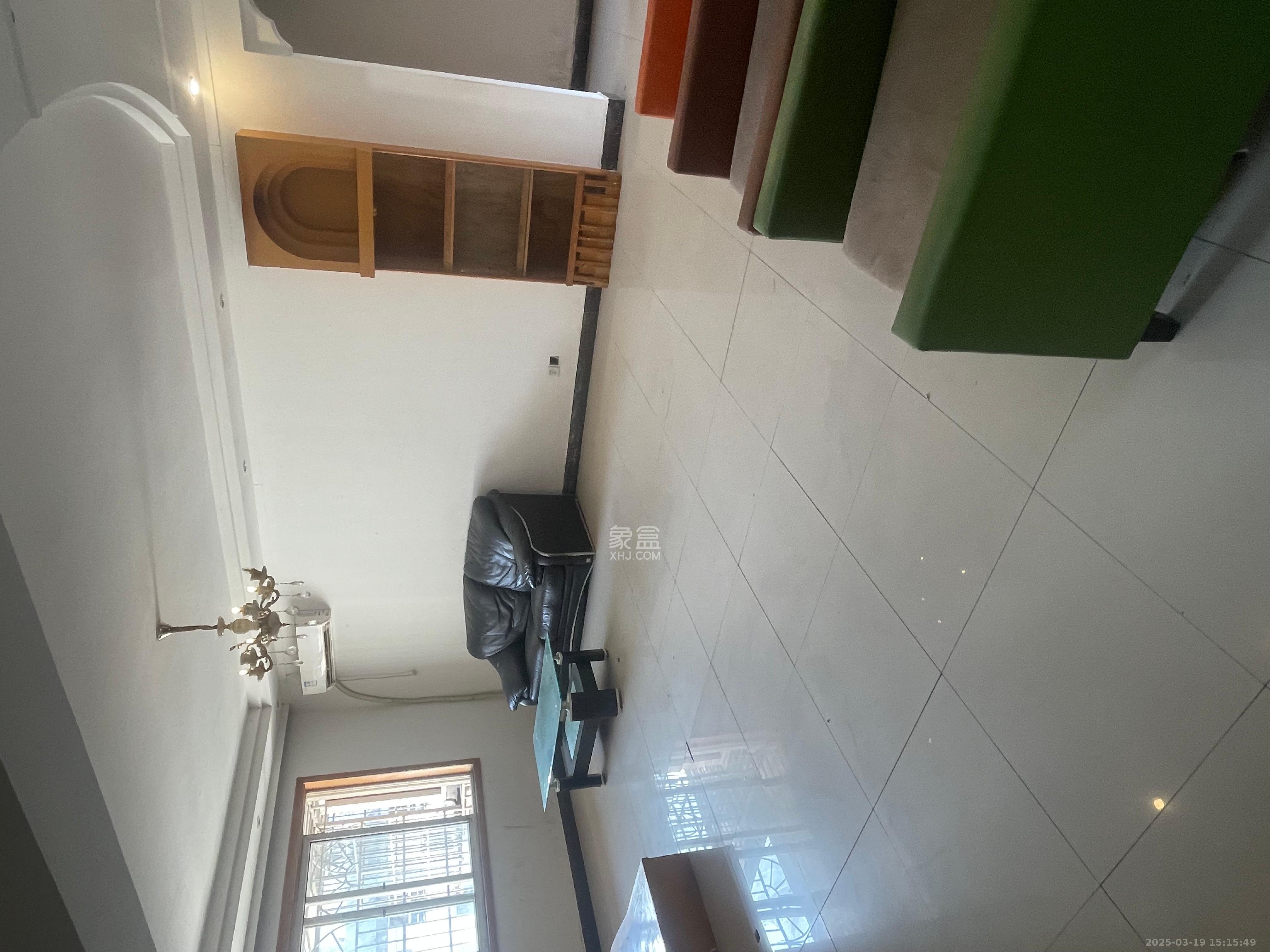 海威大厦  3室3厅1卫    2000.0元/月 海威大厦  3室3厅1卫    2000.0元/月