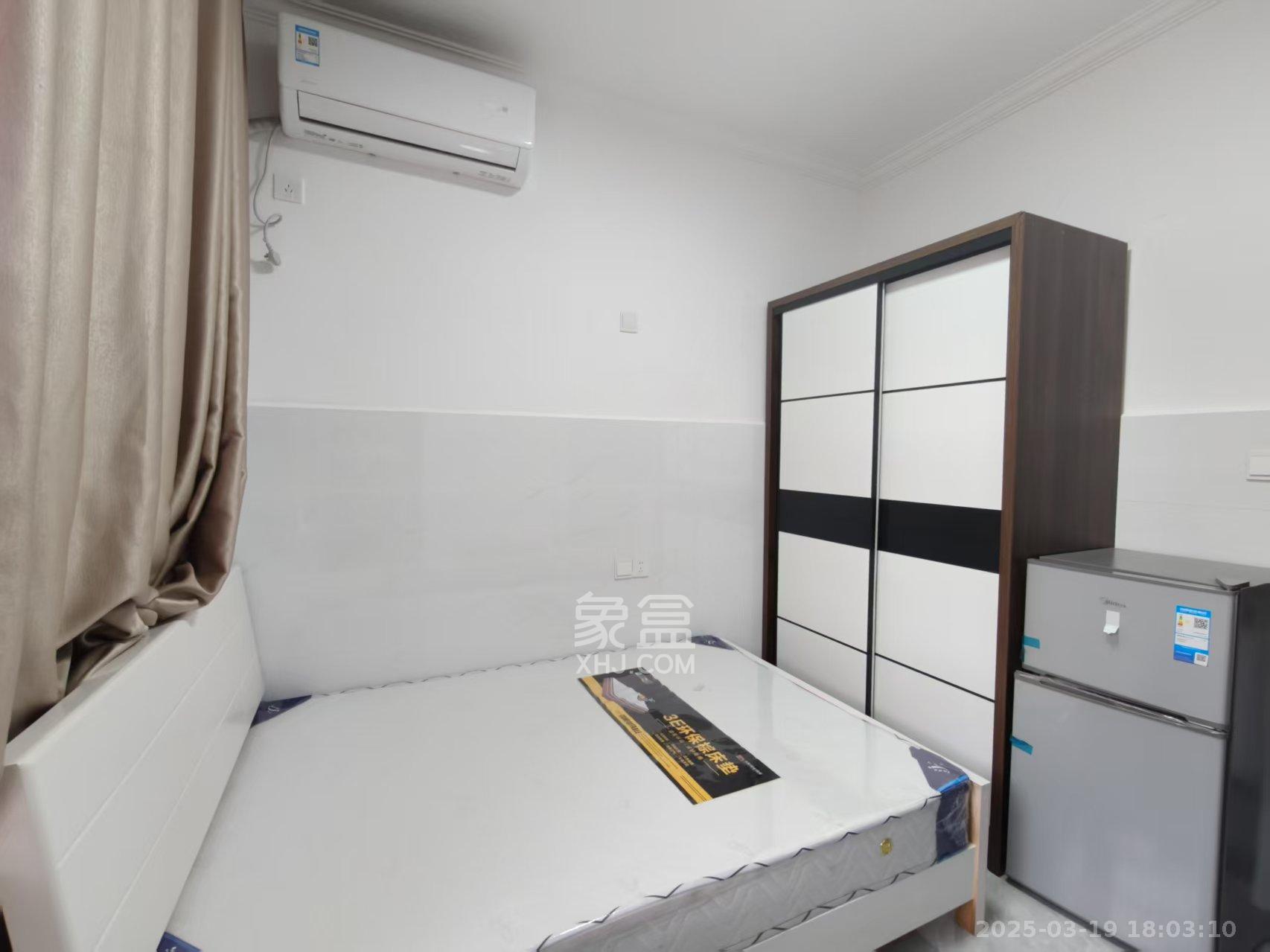 新合四村 1室0厅1卫 1250.0元/月 新合四村 1室0厅1卫 1250.0元/月室内图