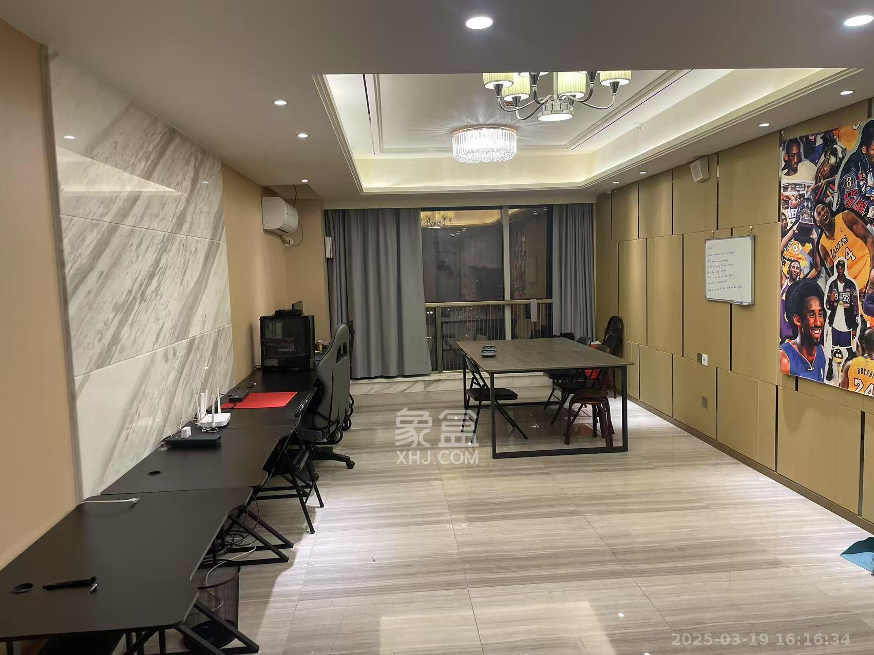 恒大誉府(融誉商业中心) 1室1厅1卫 2000.0元/月 恒大誉府(融誉商业中心) 1室1厅1卫 2000.0元/月室内图