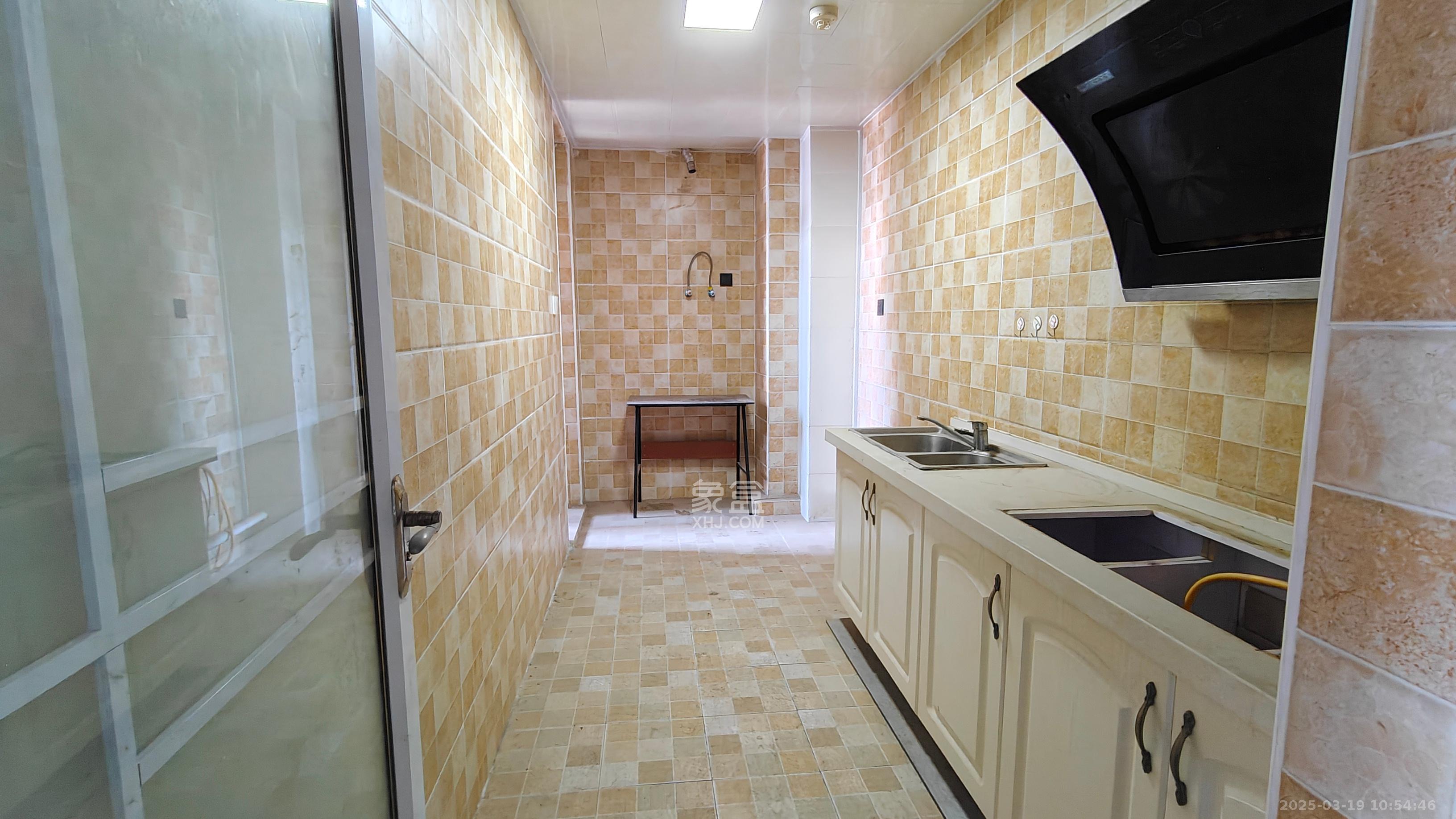 北辰三角洲E6区 3室2厅1卫 3000.0元/月 北辰三角洲E6区 3室2厅1卫 3000.0元/月室内图