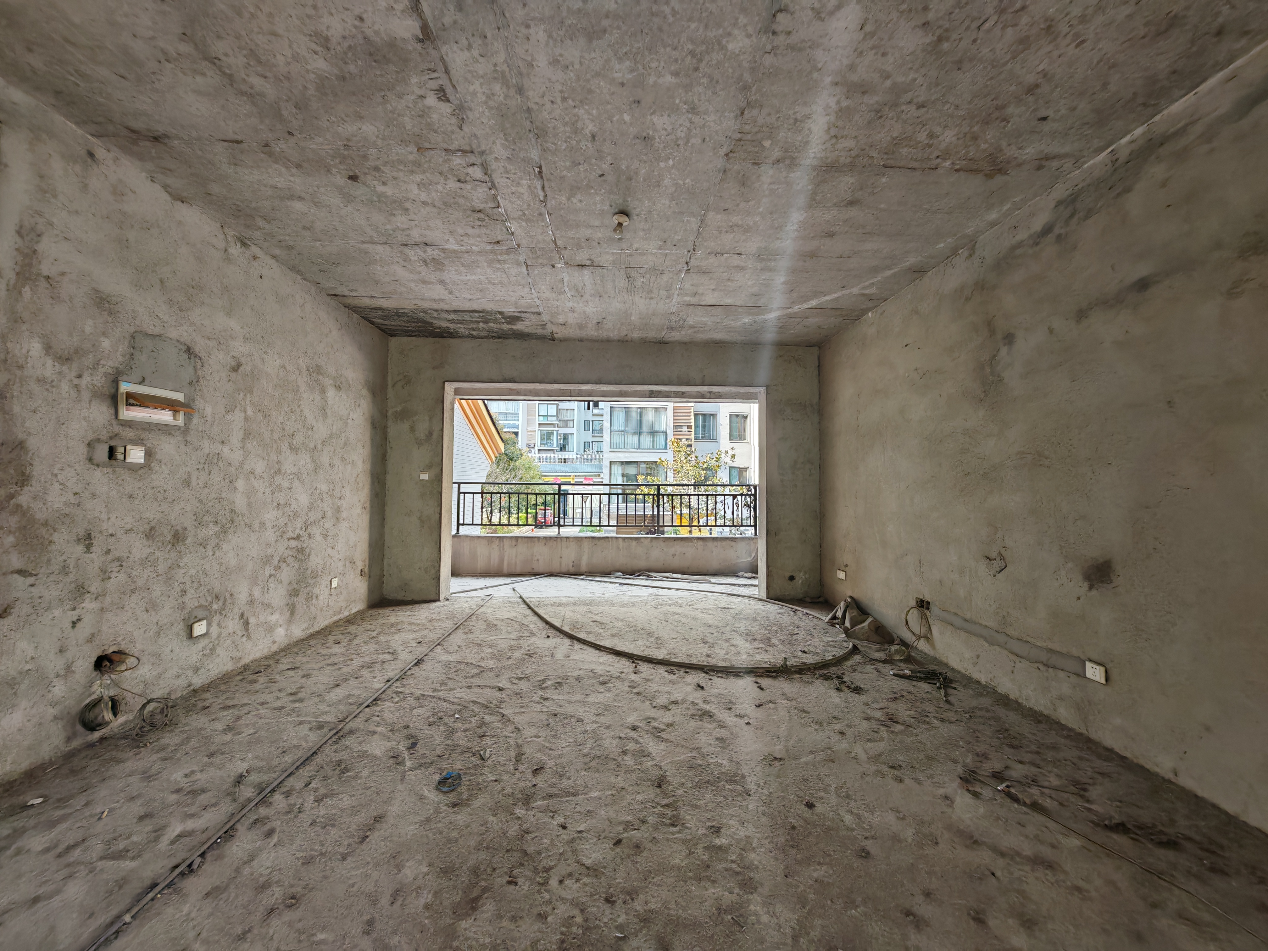 山城上品 4室2厅2卫 70.8万 山城上品 4室2厅2卫 70.8万客厅