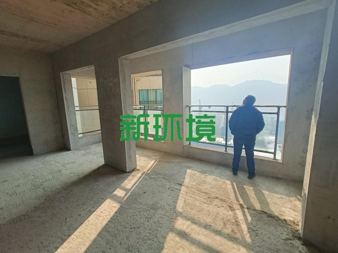 中天鹭鸶湾龙庭二期  4室2厅2卫    112.0万 中天鹭鸶湾龙庭二期  4室2厅2卫    112.0万客厅