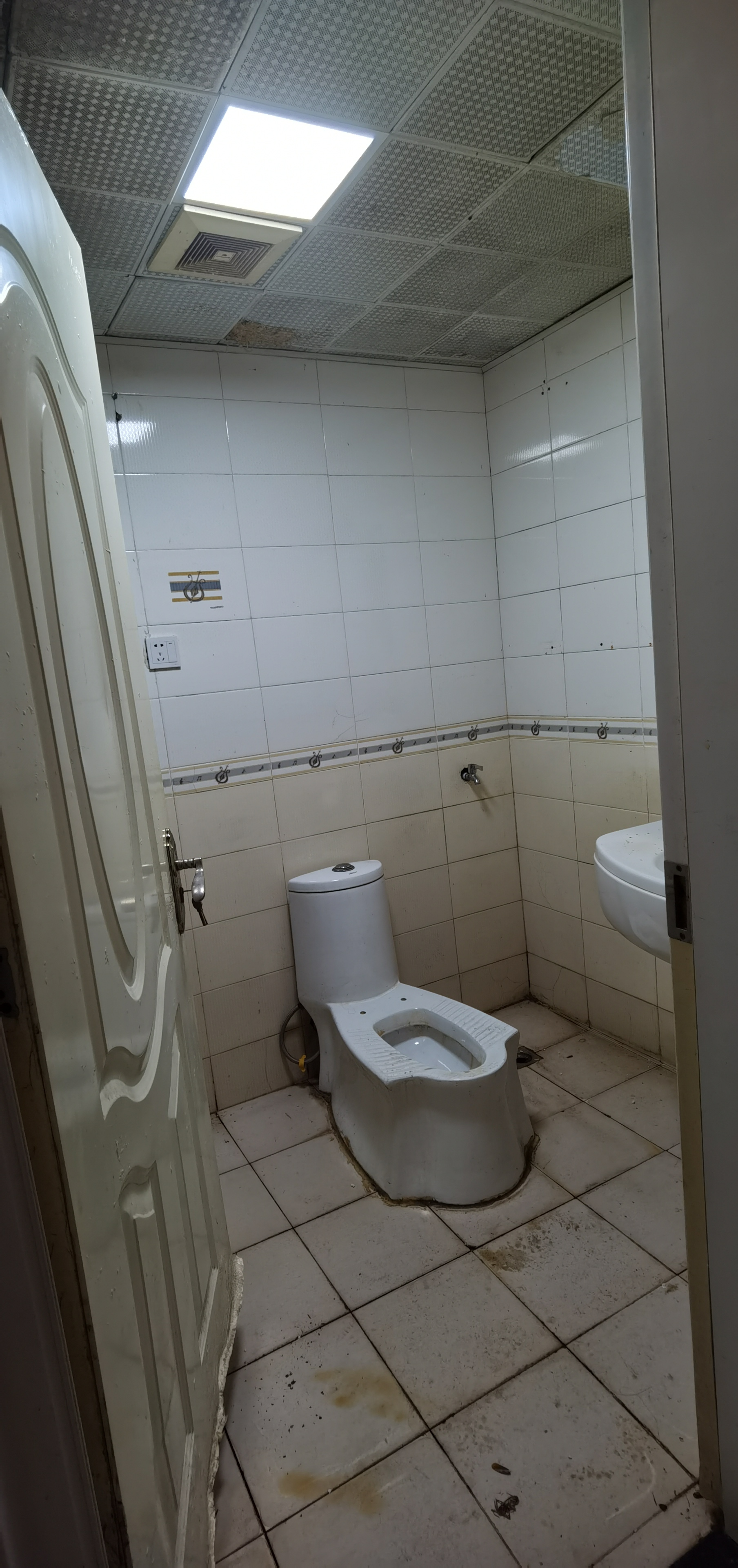 国森大厦  1室0厅1卫    43.0万 国森大厦  1室0厅1卫    43.0万卫生间