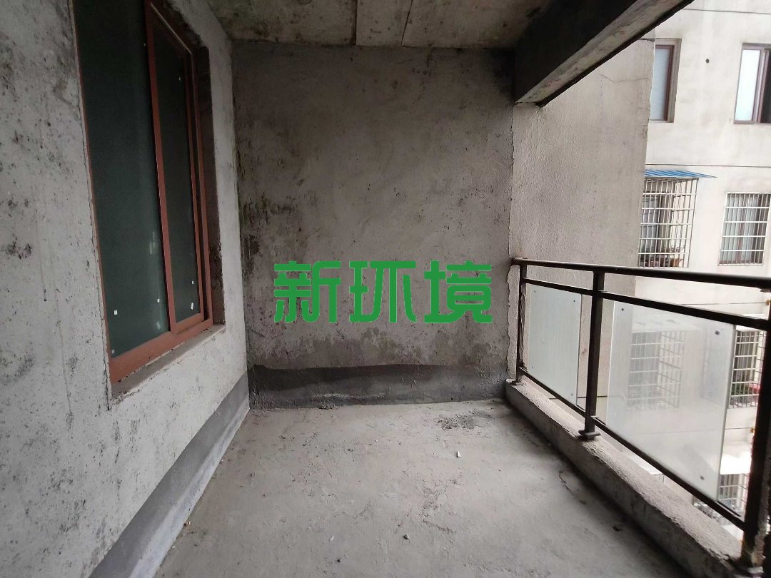 都市金苑  4室2厅2卫    58.0万 都市金苑  4室2厅2卫    58.0万客厅