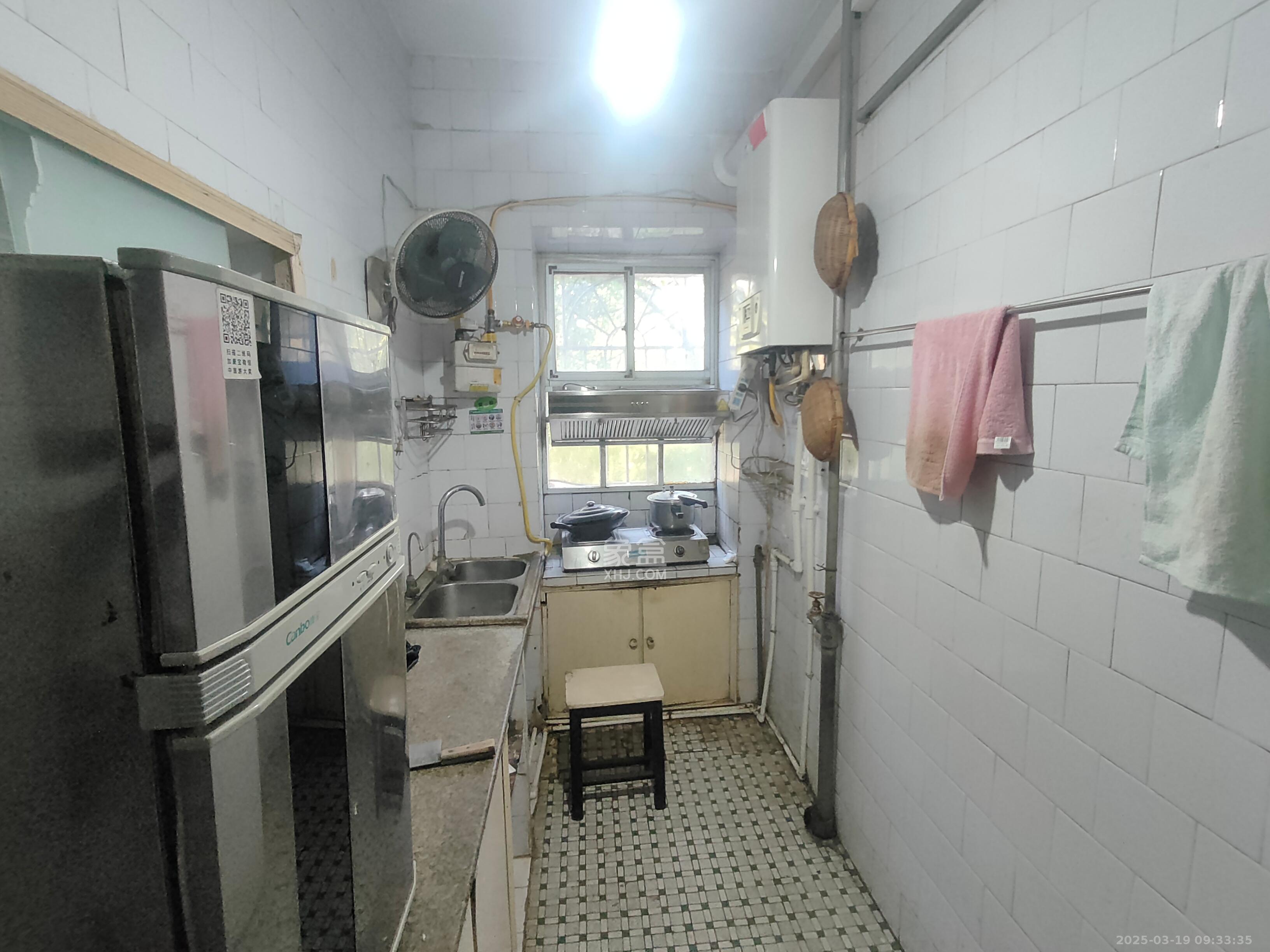 核工业湖南省矿冶局  3室1厅1卫   1900.00元/月