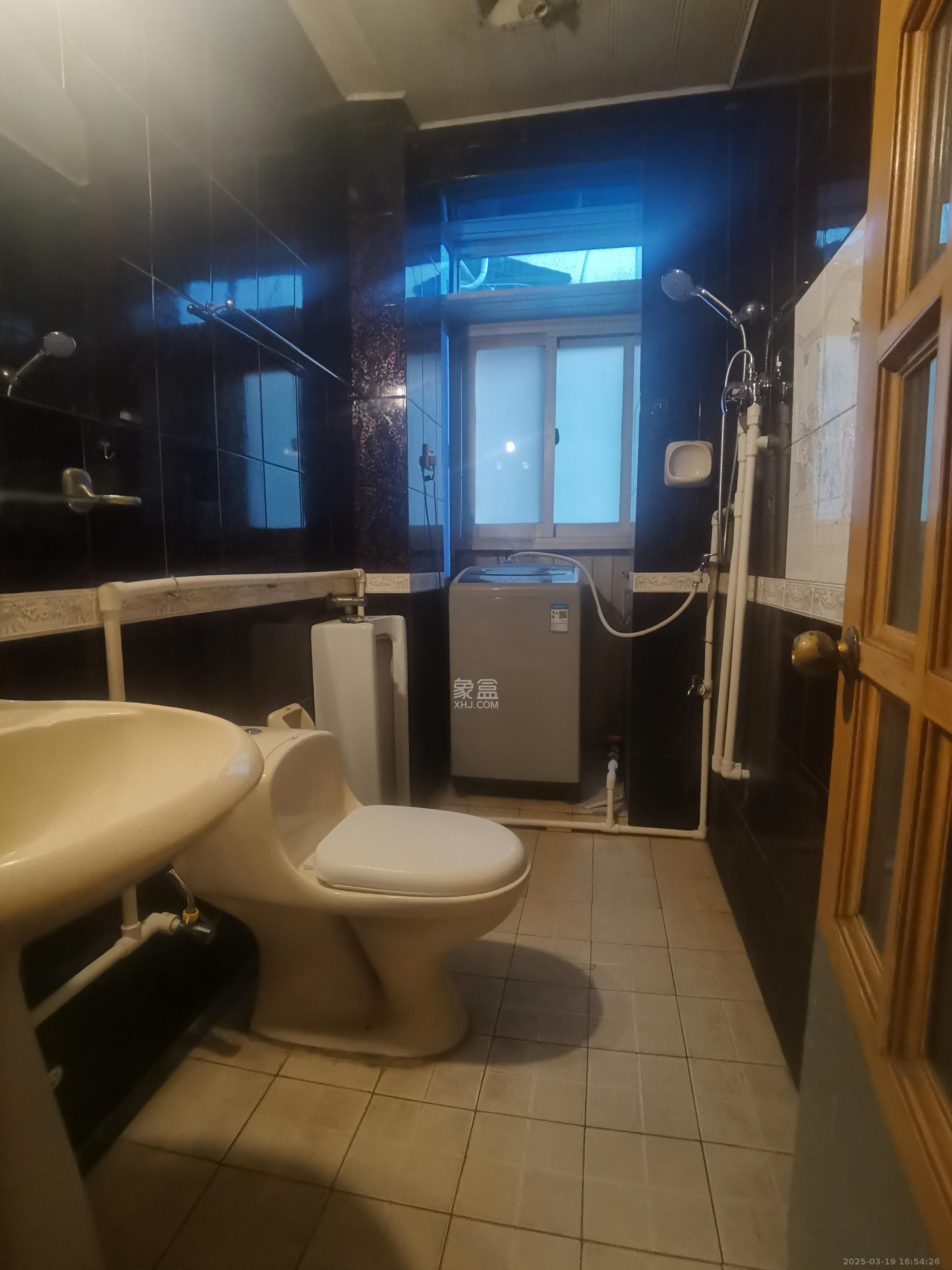 砂子塘社区 2室1厅1卫 1500.0元/月 砂子塘社区 2室1厅1卫 1500.0元/月室内图