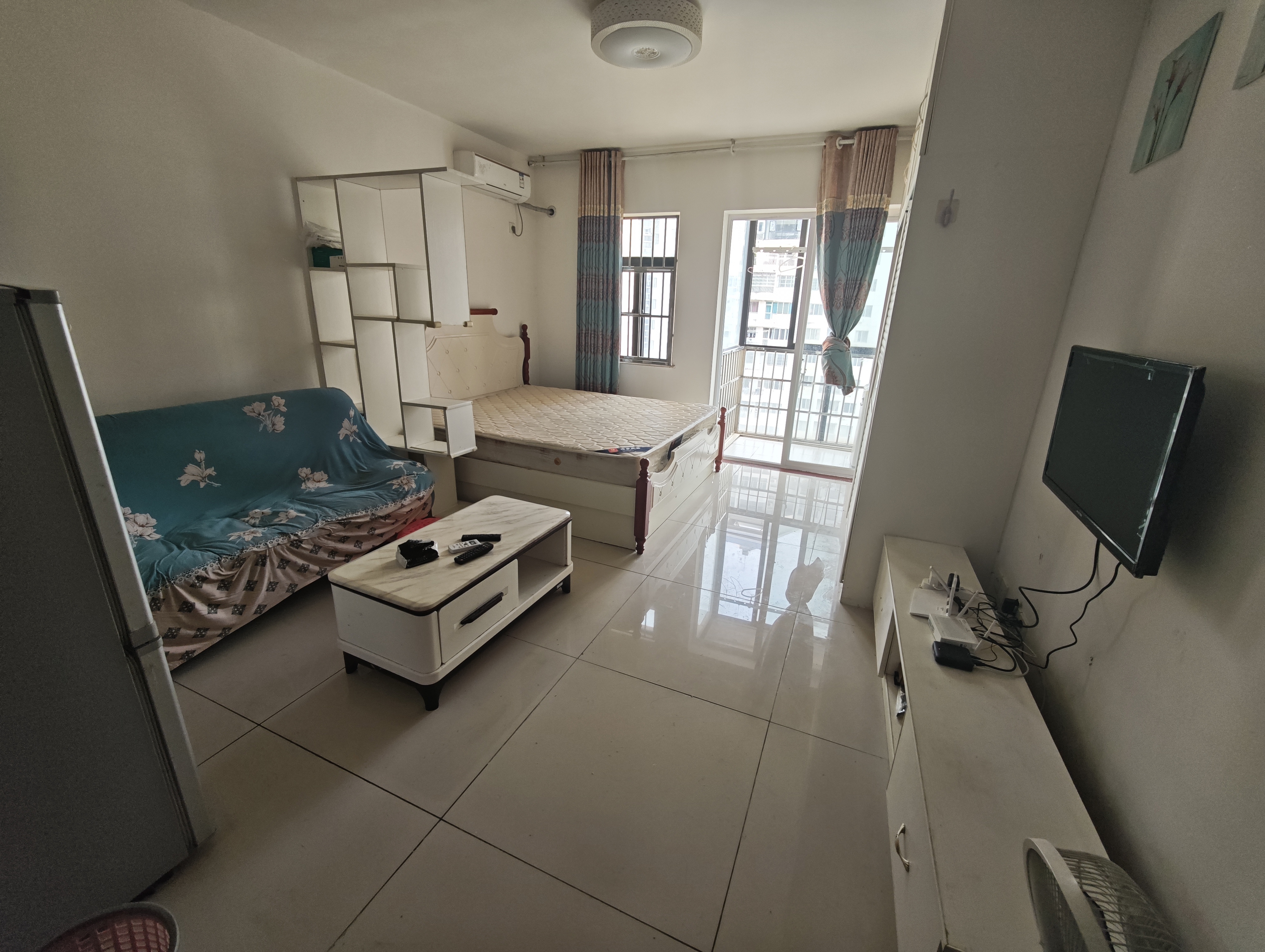 听海南国印象 1室1厅1卫 65.0万 听海南国印象 1室1厅1卫 65.0万客厅