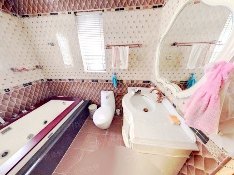 远洋别墅 3室2厅2卫 208.0万 远洋别墅 3室2厅2卫 208.0万户型图