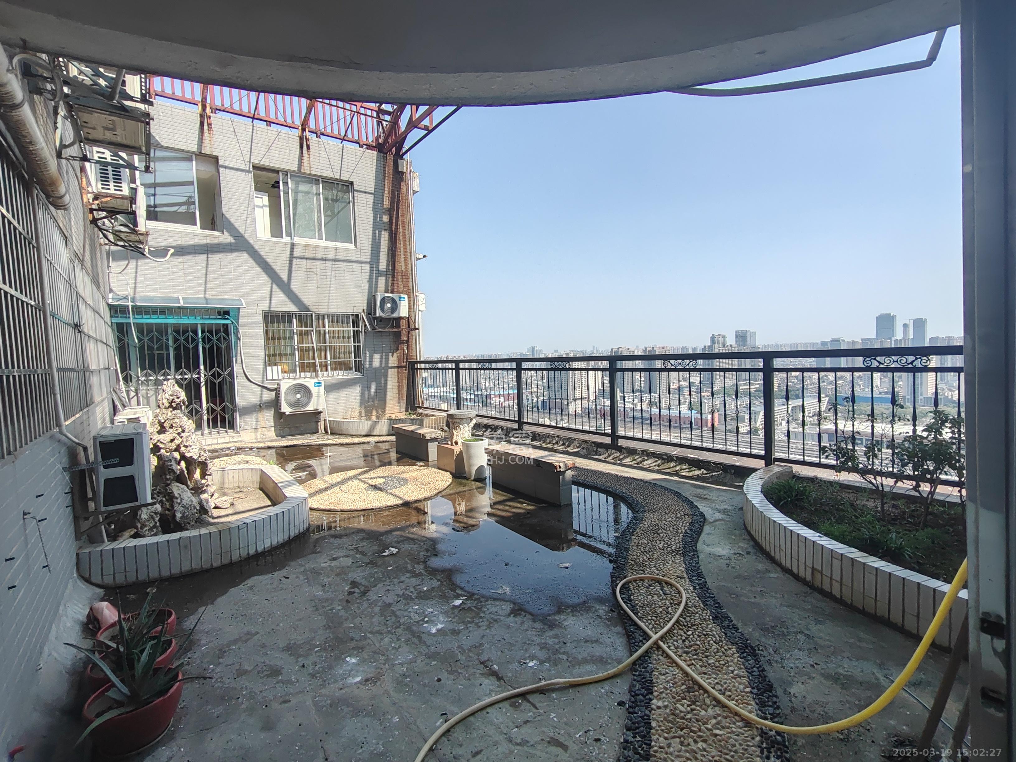 鸿运凯旋国际(科佳电脑城) 4室1厅1卫 10000.0元/月 鸿运凯旋国际(科佳电脑城) 4室1厅1卫 10000.0元/月室内图