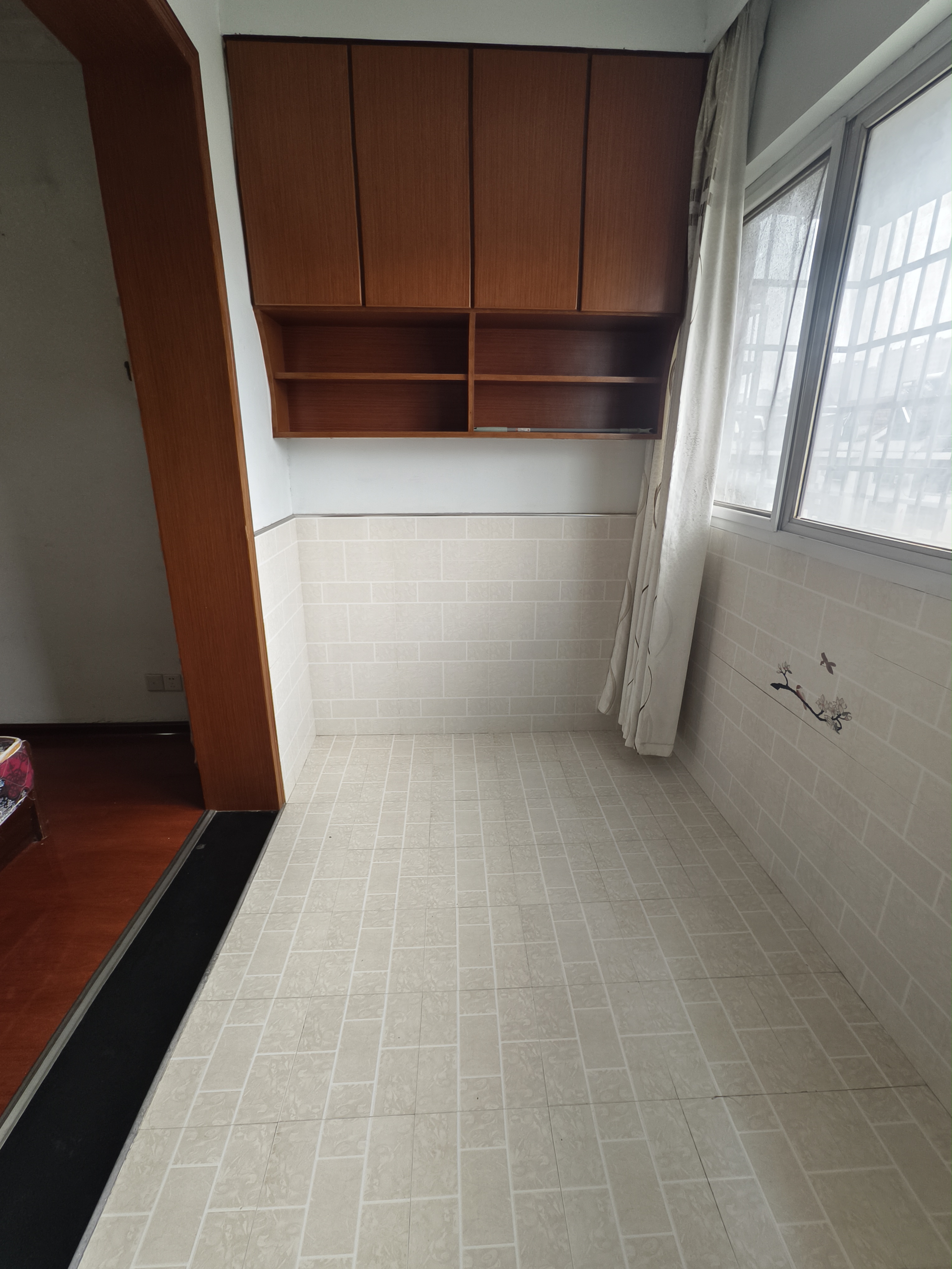 宏泰阳光家园 3室2厅1卫 62.8万 宏泰阳光家园 3室2厅1卫 62.8万客厅