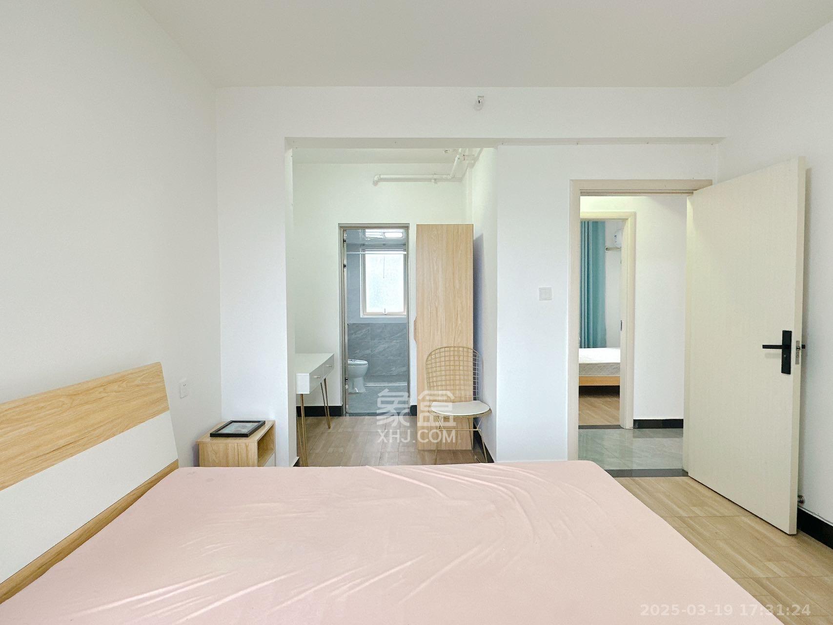 北辰三角洲E7区  4室2厅2卫   4500.00元/月室内图