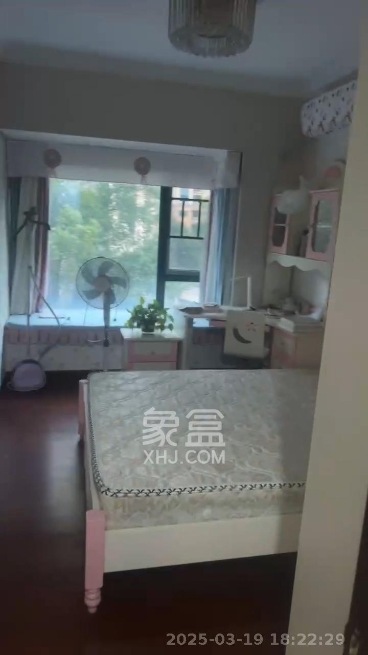 恒大翡翠华庭 3室2厅2卫 3200.0元/月 恒大翡翠华庭 3室2厅2卫 3200.0元/月室内图