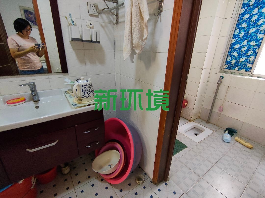 天门聚景苑 4室2厅2卫 1300.0元/月 天门聚景苑 4室2厅2卫 1300.0元/月室内图