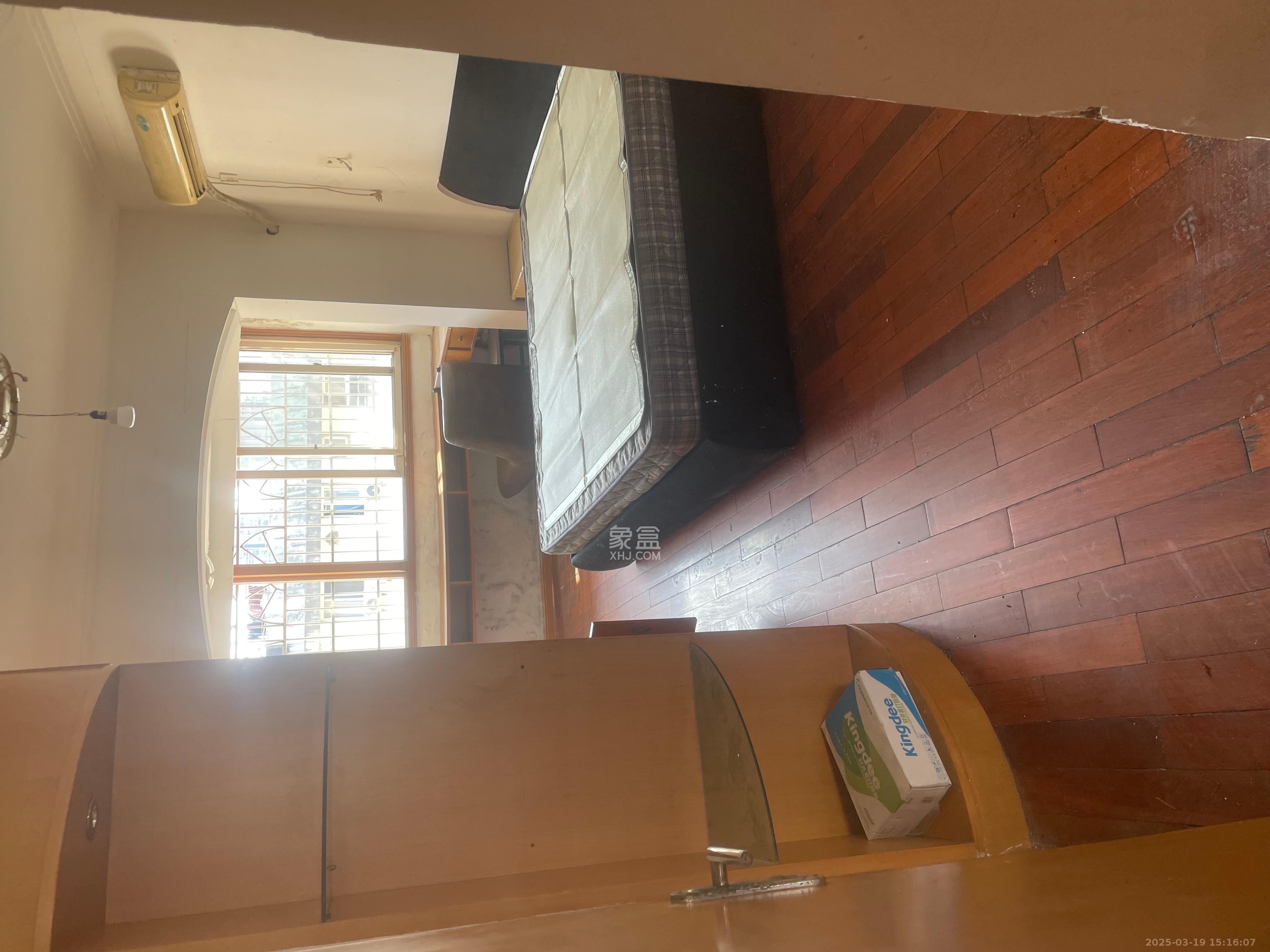 海威大厦 3室3厅1卫 2000.0元/月 海威大厦 3室3厅1卫 2000.0元/月室内图