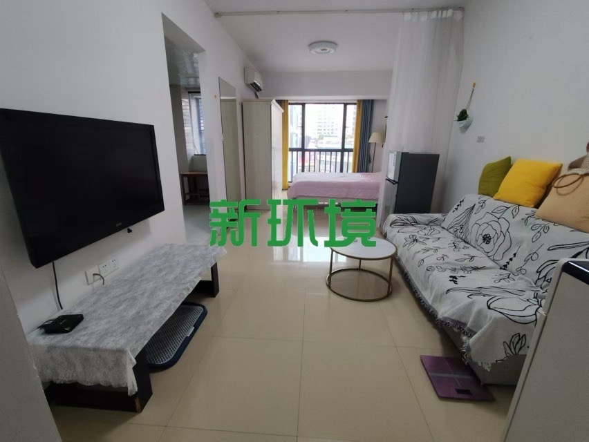 逸臣中央 1室1厅1卫 1100.0元/月 逸臣中央 1室1厅1卫 1100.0元/月室内图