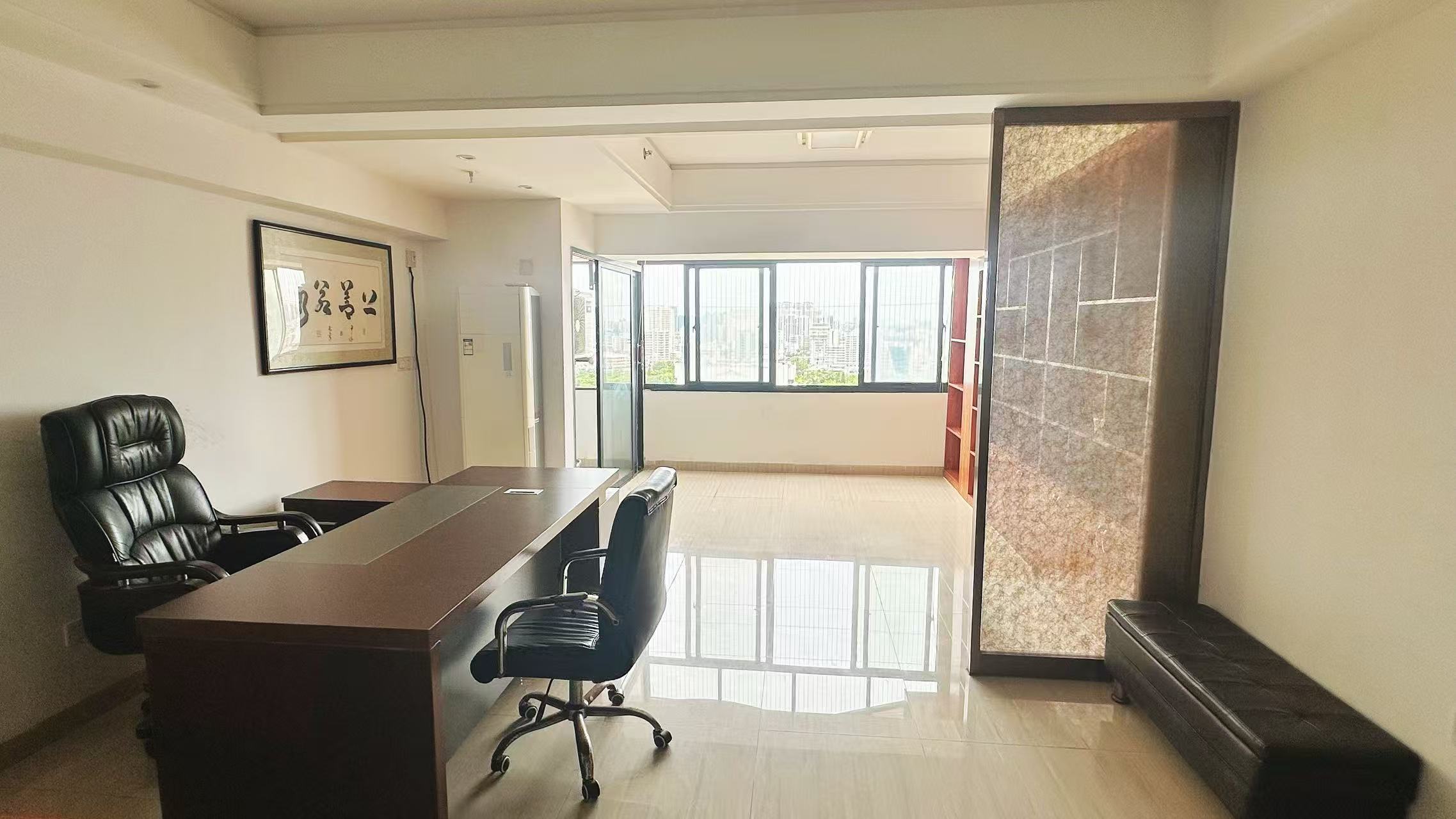 望海国际广场 1室1厅1卫 105.0万 望海国际广场 1室1厅1卫 105.0万客厅