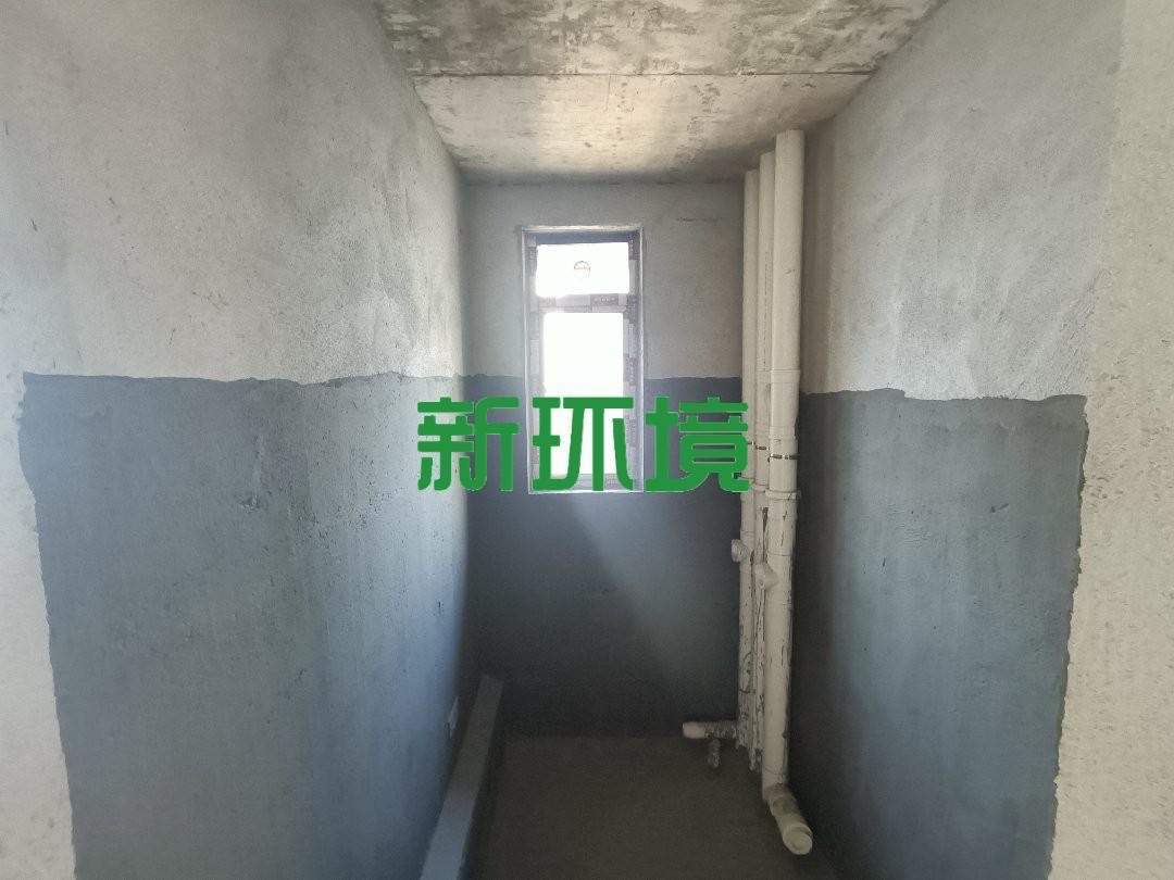 中天鹭鸶湾龙庭二期  4室2厅2卫    112.0万 中天鹭鸶湾龙庭二期  4室2厅2卫    112.0万客厅