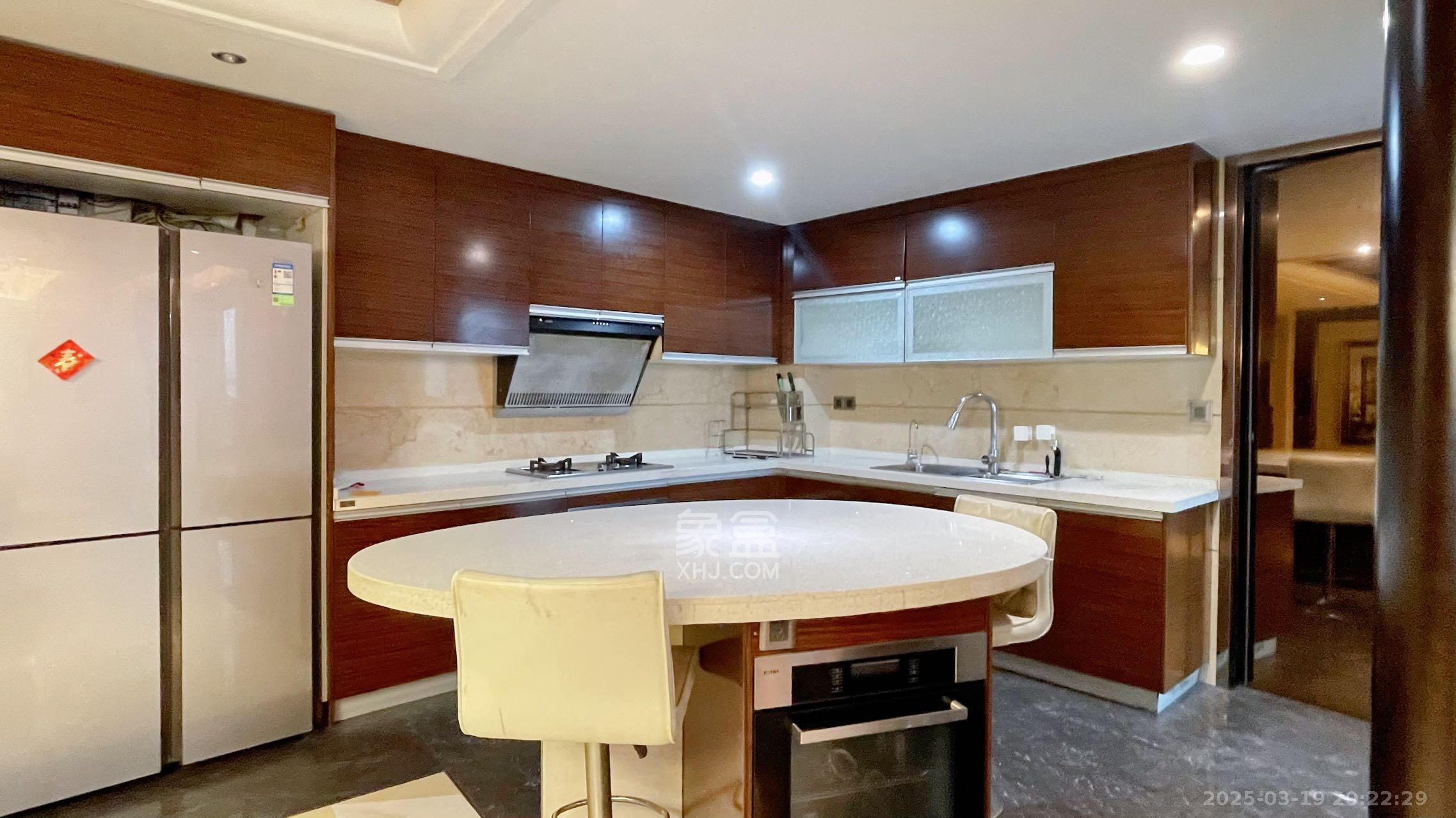 北辰定江洋 3室2厅1卫 10000.0元/月 北辰定江洋 3室2厅1卫 10000.0元/月室内图