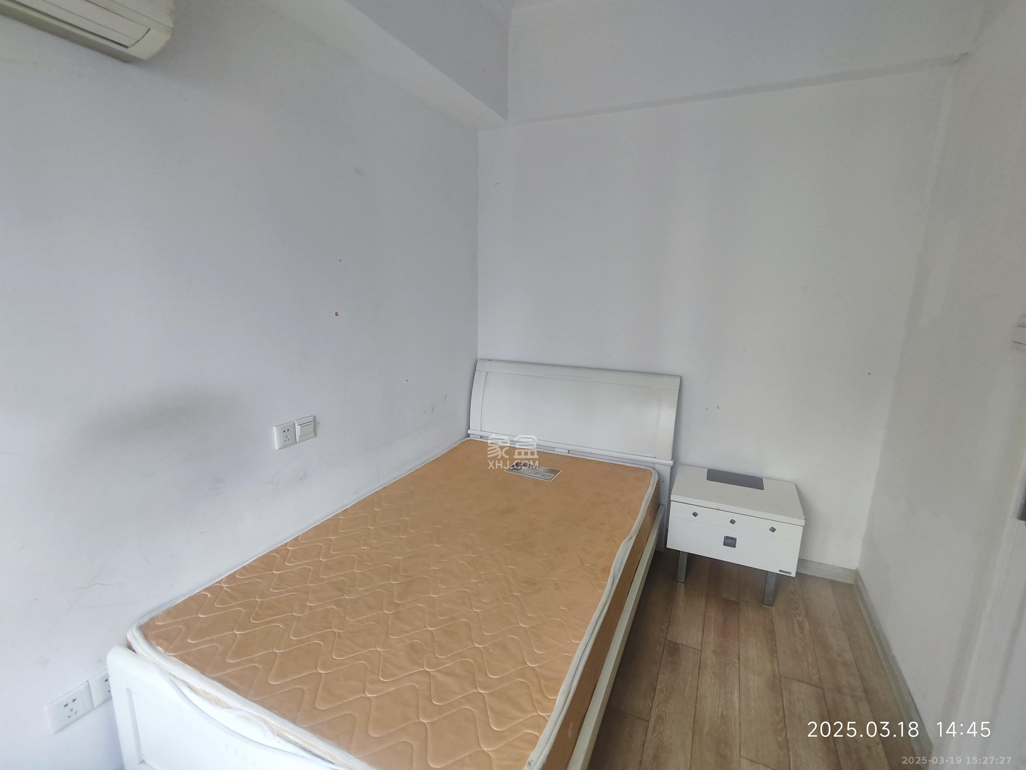 博林云栖  2室1厅1卫   1900.00元/月室内图