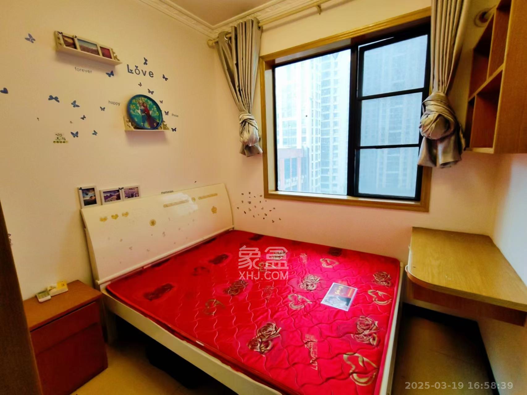 印山蓝色海岸 3室2厅1卫 1700.0元/月 印山蓝色海岸 3室2厅1卫 1700.0元/月室内图