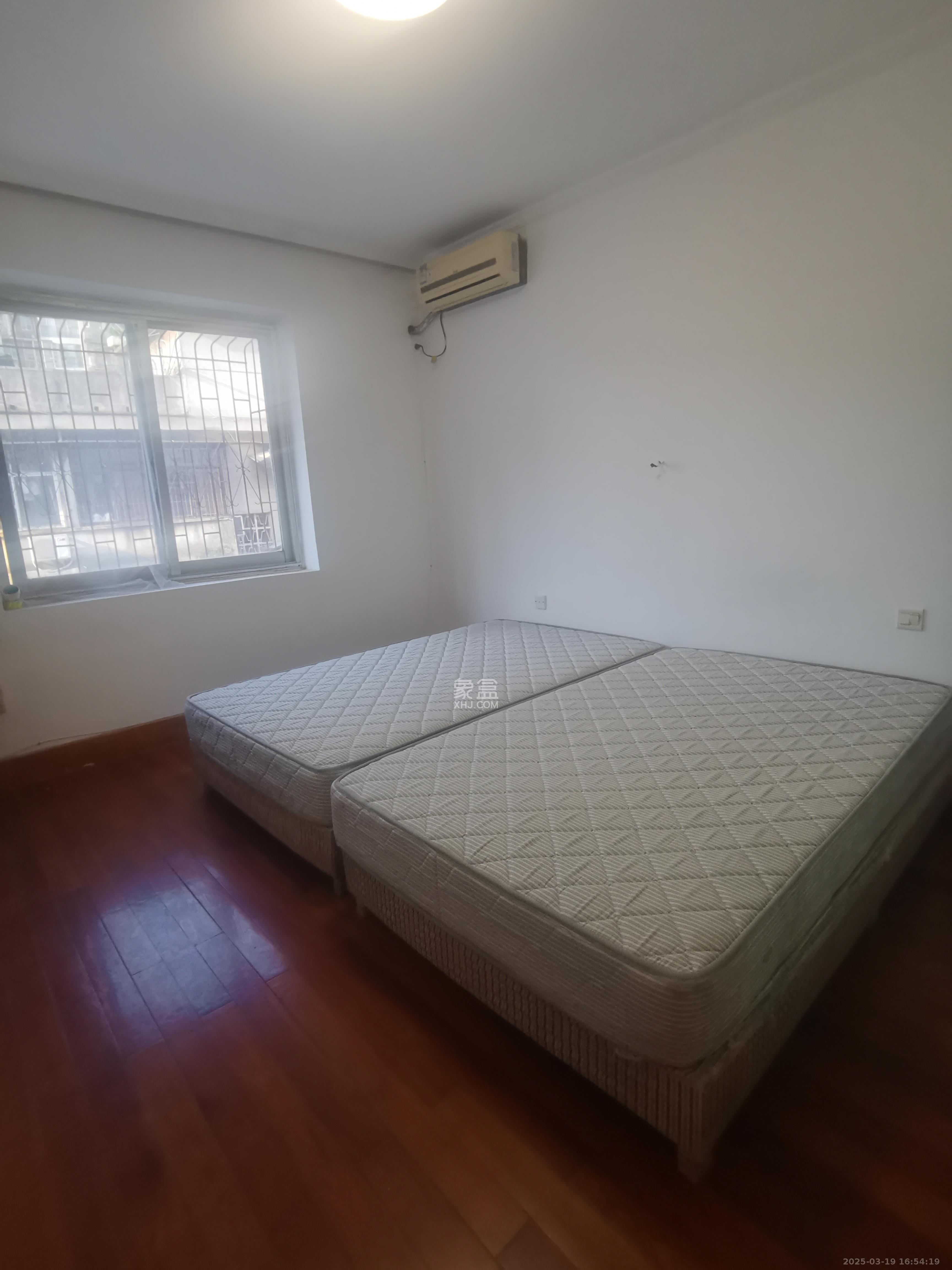 砂子塘社区 2室1厅1卫 1500.0元/月 砂子塘社区 2室1厅1卫 1500.0元/月室内图