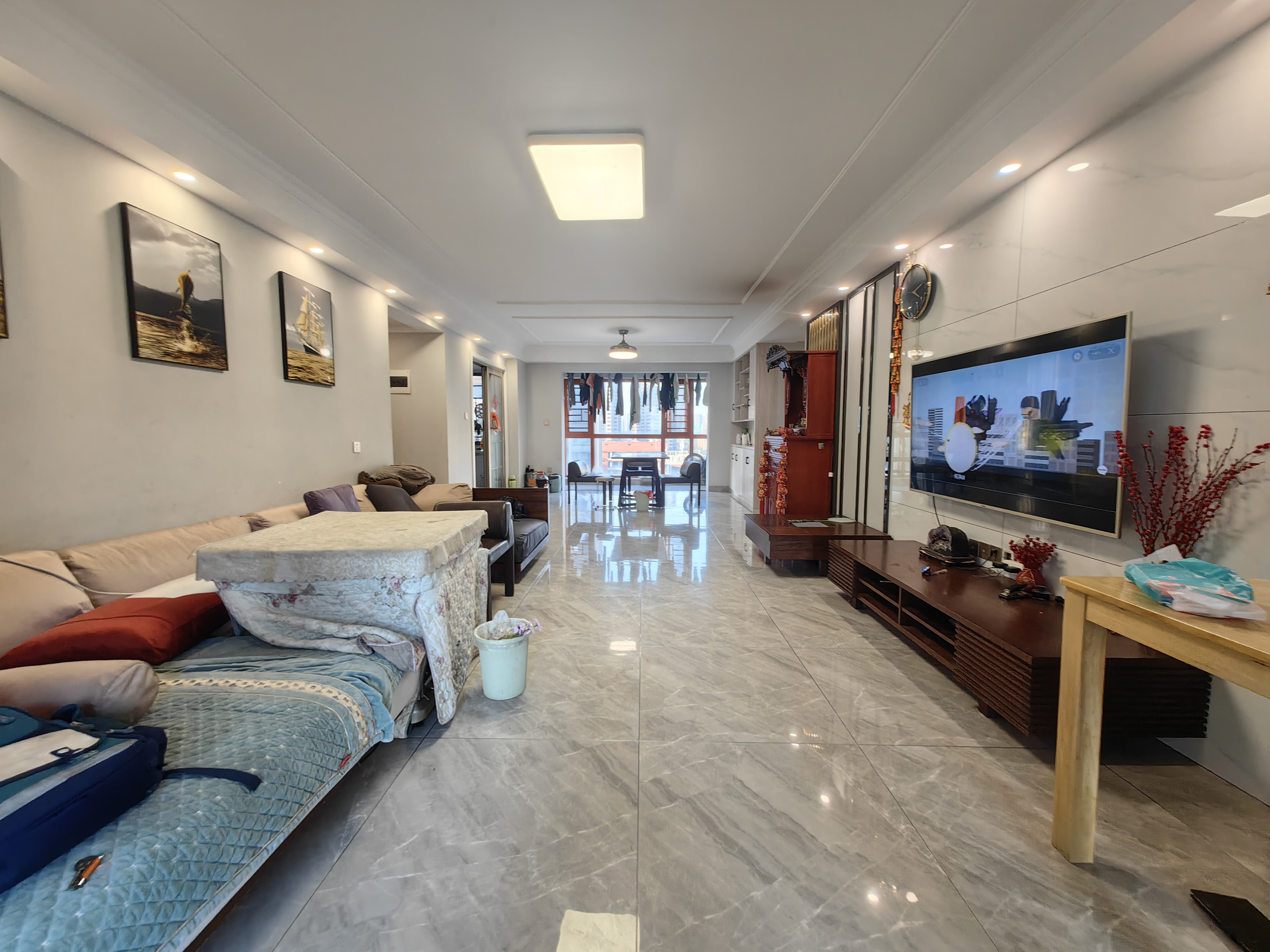 春藤小镇 4室2厅2卫 130.0万 春藤小镇 4室2厅2卫 130.0万室内图