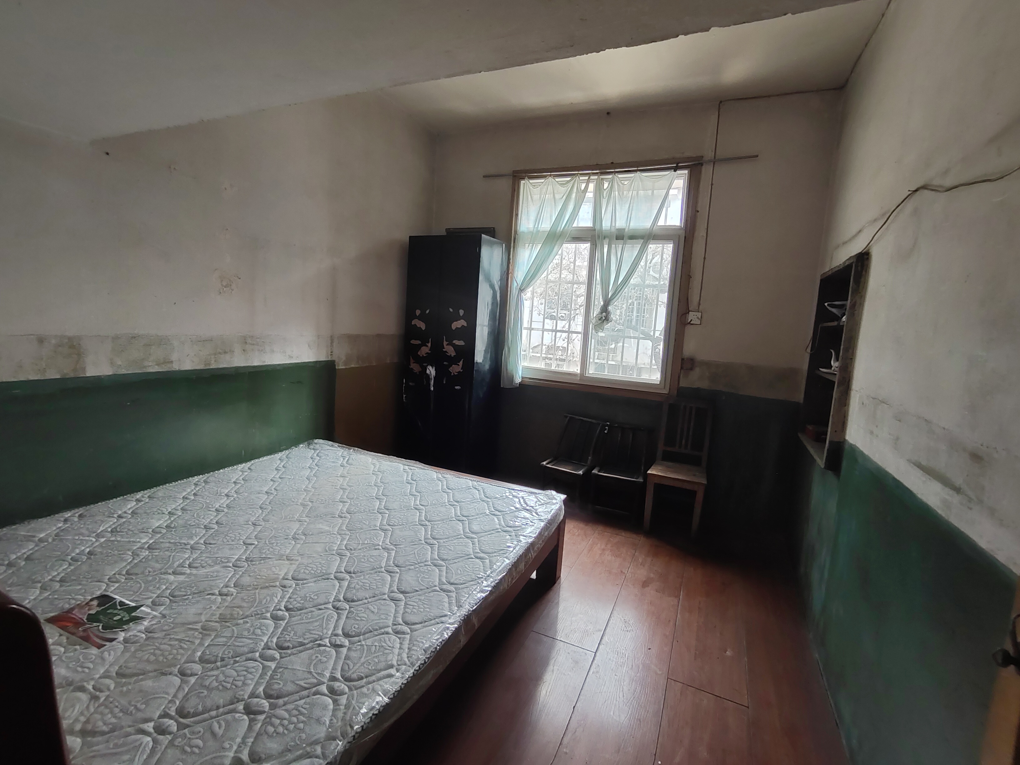 市建小区 2室1厅1卫 13.8万 市建小区 2室1厅1卫 13.8万室内图