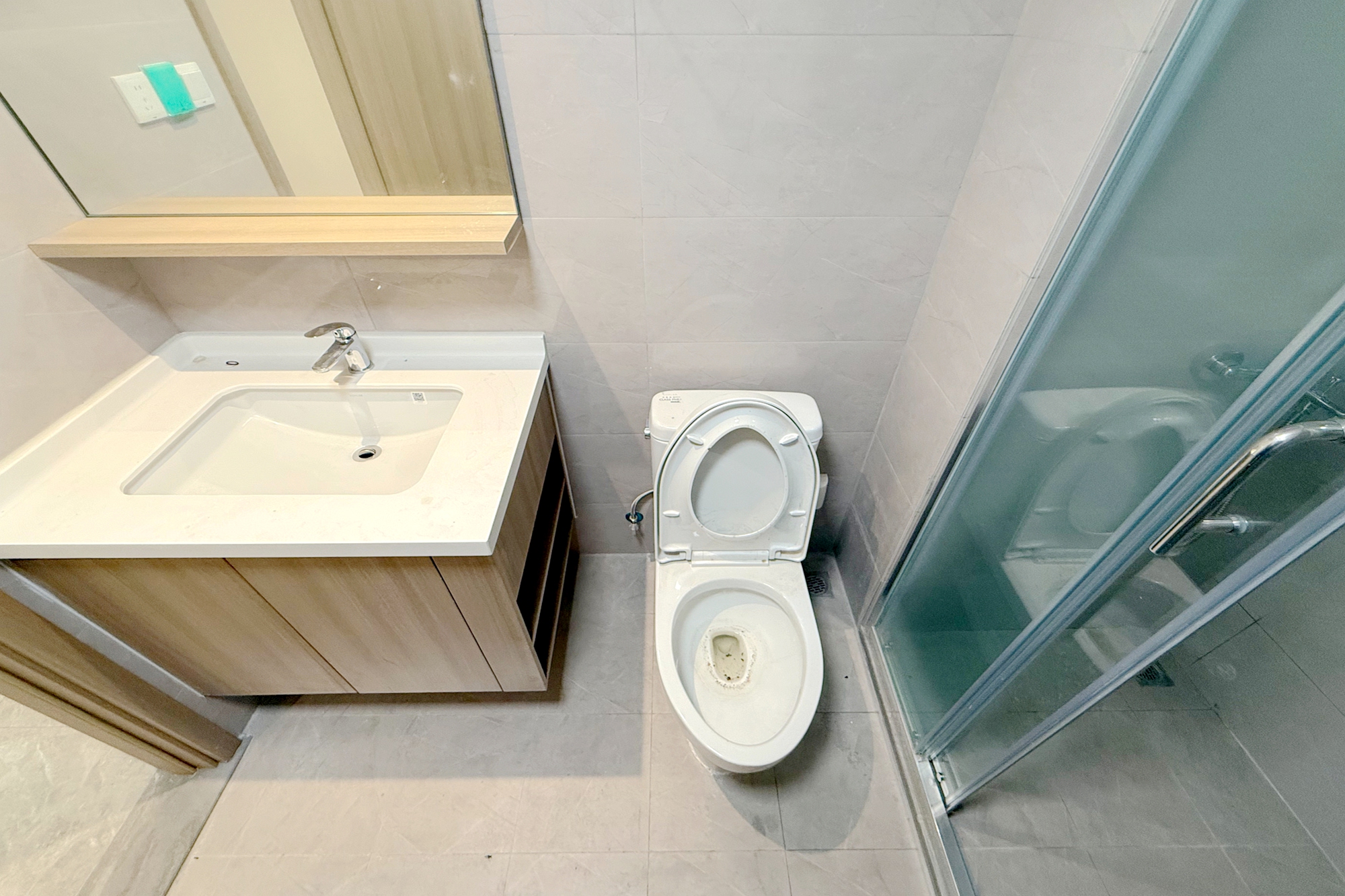 金辉优步学府 2室2厅1卫 58.0万 金辉优步学府 2室2厅1卫 58.0万卫生间