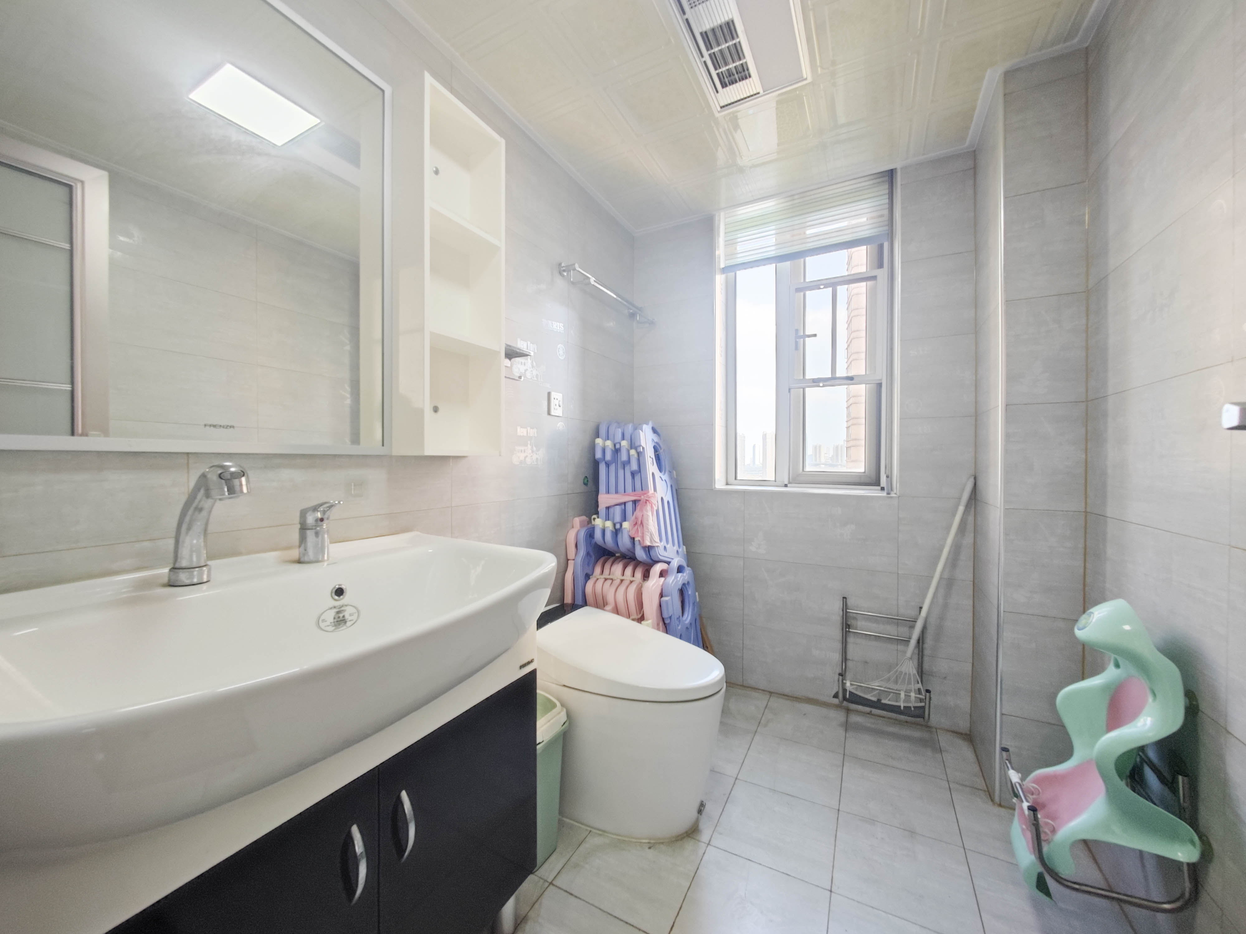 五矿万境水岸一期(万境水岸嘉苑)  3室2厅2卫    128.0万 五矿万境水岸一期(万境水岸嘉苑)  3室2厅2卫    128.0万卫生间