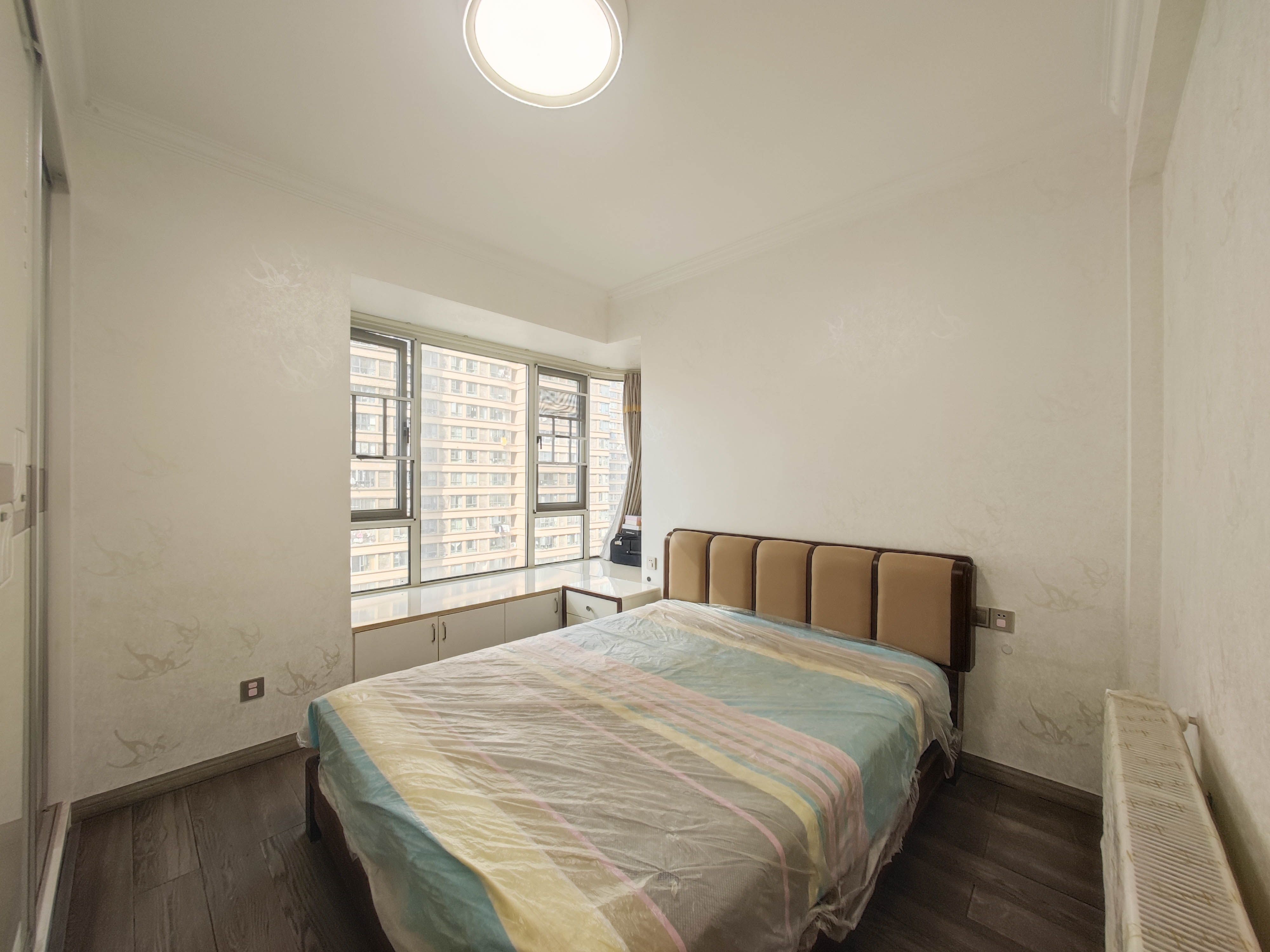 五矿万境水岸一期(万境水岸嘉苑)  3室2厅2卫    128.0万 五矿万境水岸一期(万境水岸嘉苑)  3室2厅2卫    128.0万卧室