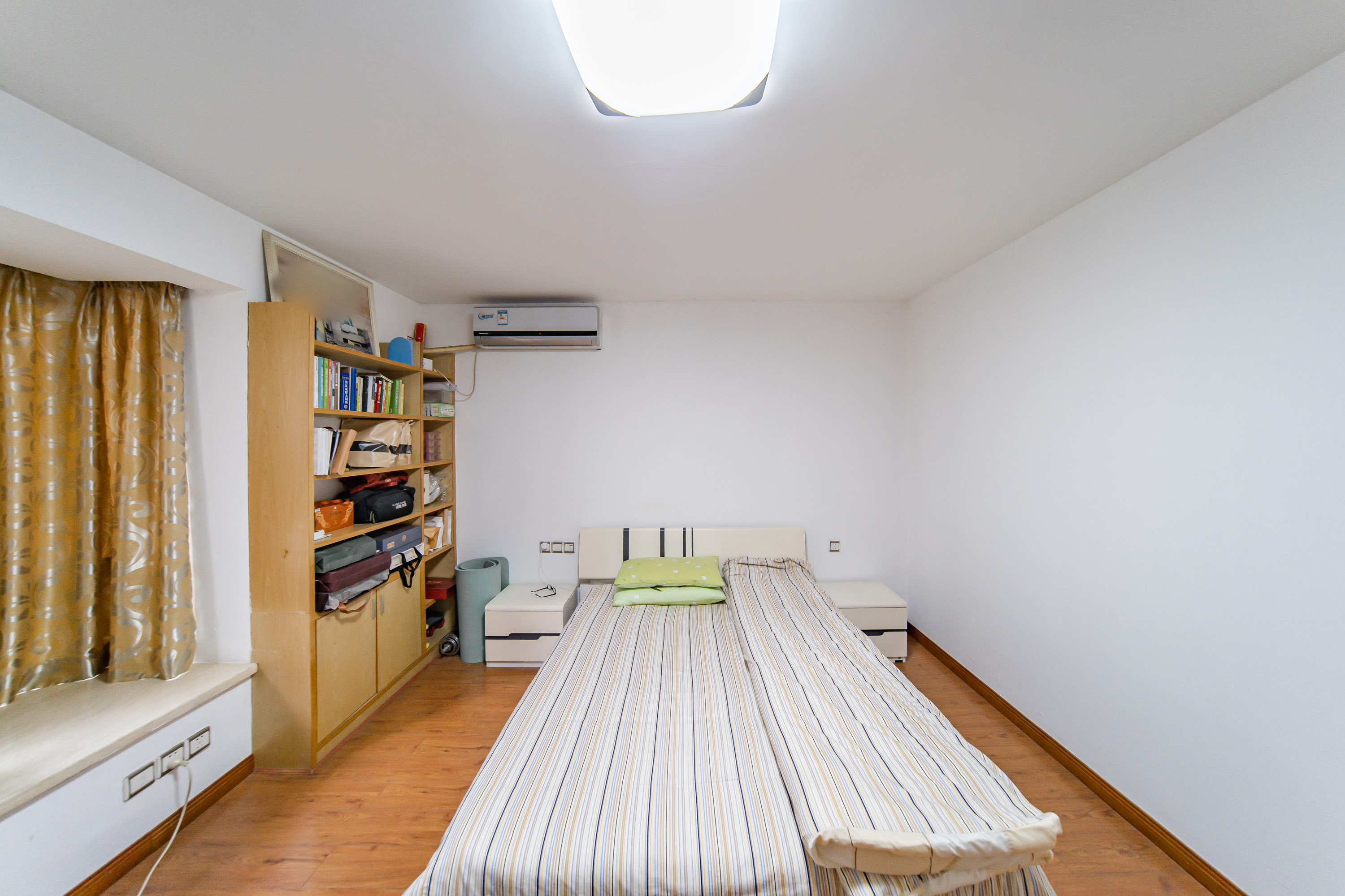 中天山语林居 3室2厅2卫 118.0万 中天山语林居 3室2厅2卫 118.0万卧室