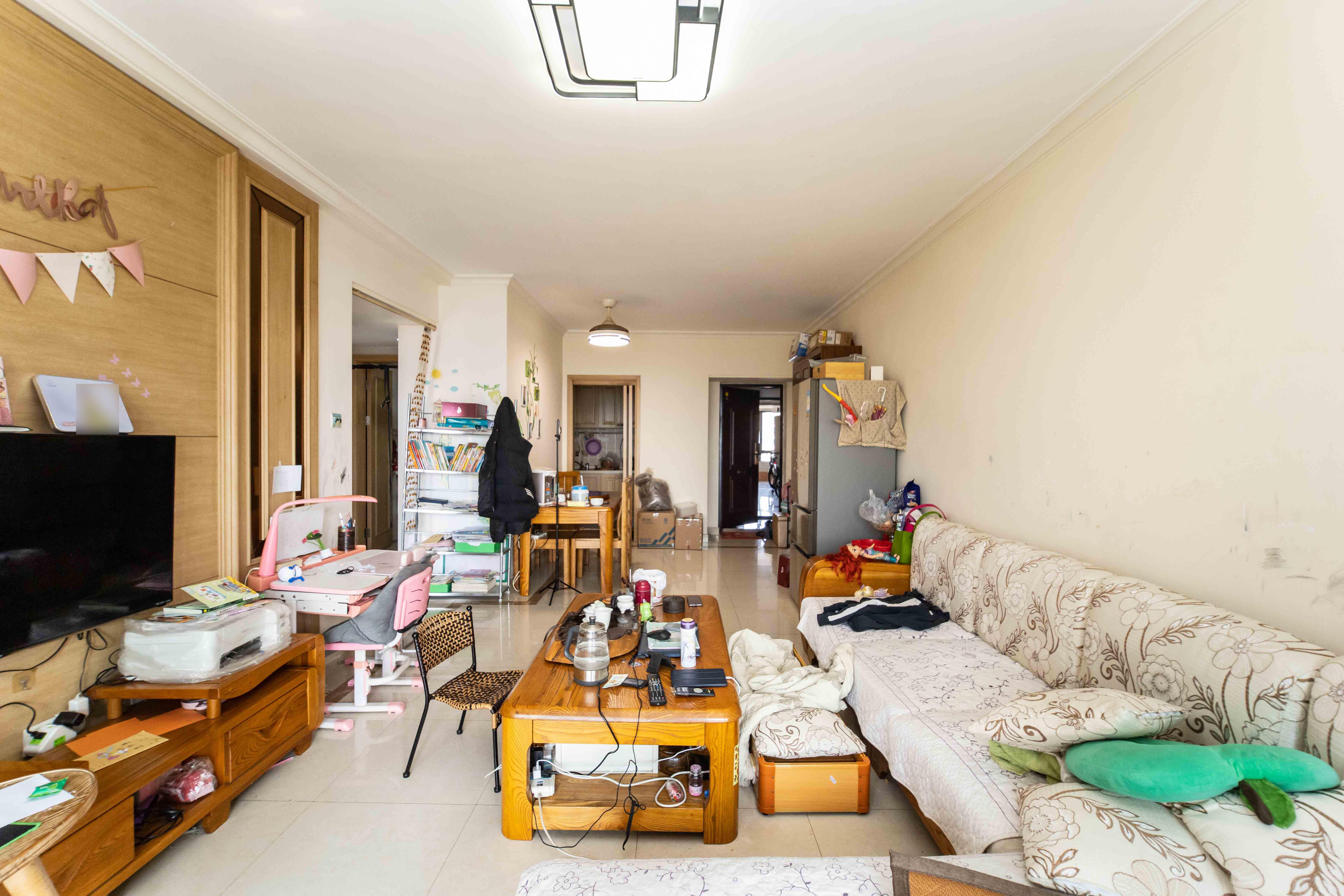 佳兆业时代广场 3室2厅2卫 88.8万 佳兆业时代广场 3室2厅2卫 88.8万客厅