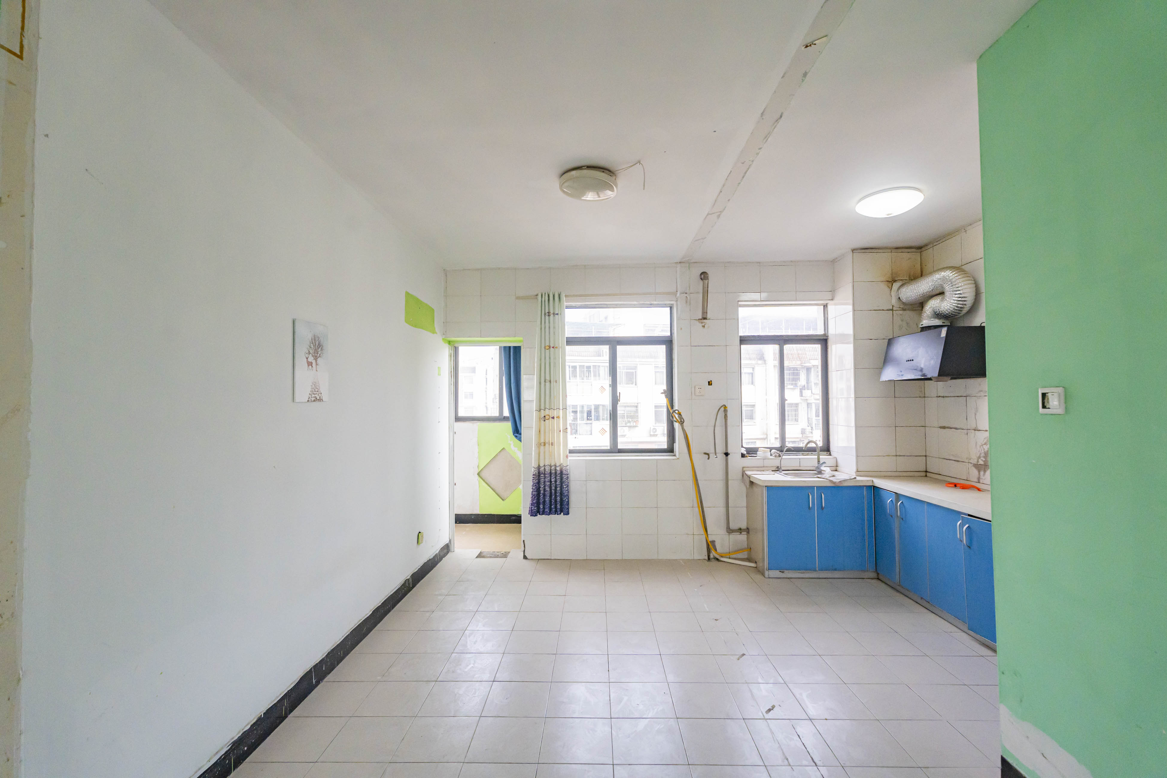 万煦园 3室2厅2卫 83.0万 万煦园 3室2厅2卫 83.0万客厅