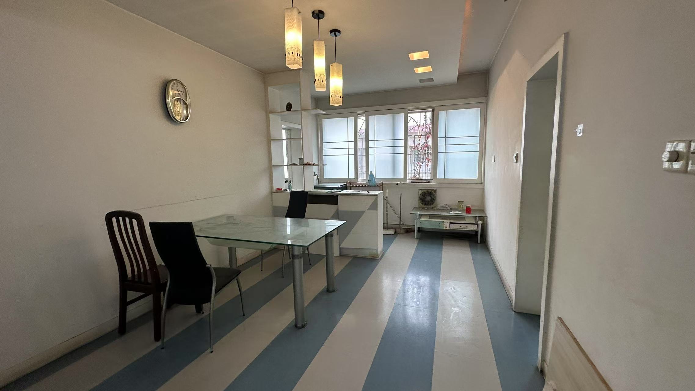 财政局单位房 4室2厅2卫 45.0万 财政局单位房 4室2厅2卫 45.0万室内图