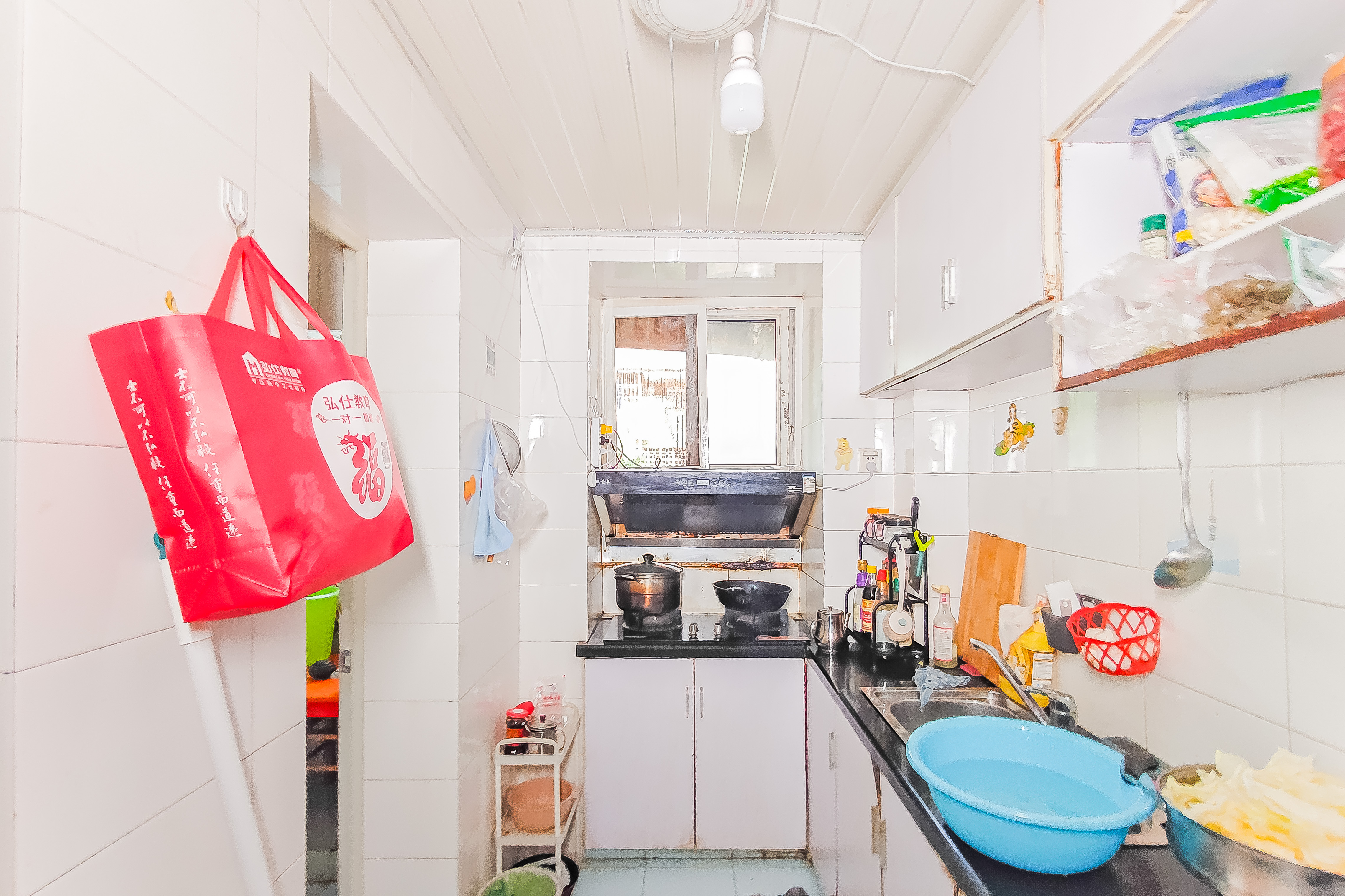 省水院宿舍  3室1厅1卫    68.0万 省水院宿舍  3室1厅1卫    68.0万其他