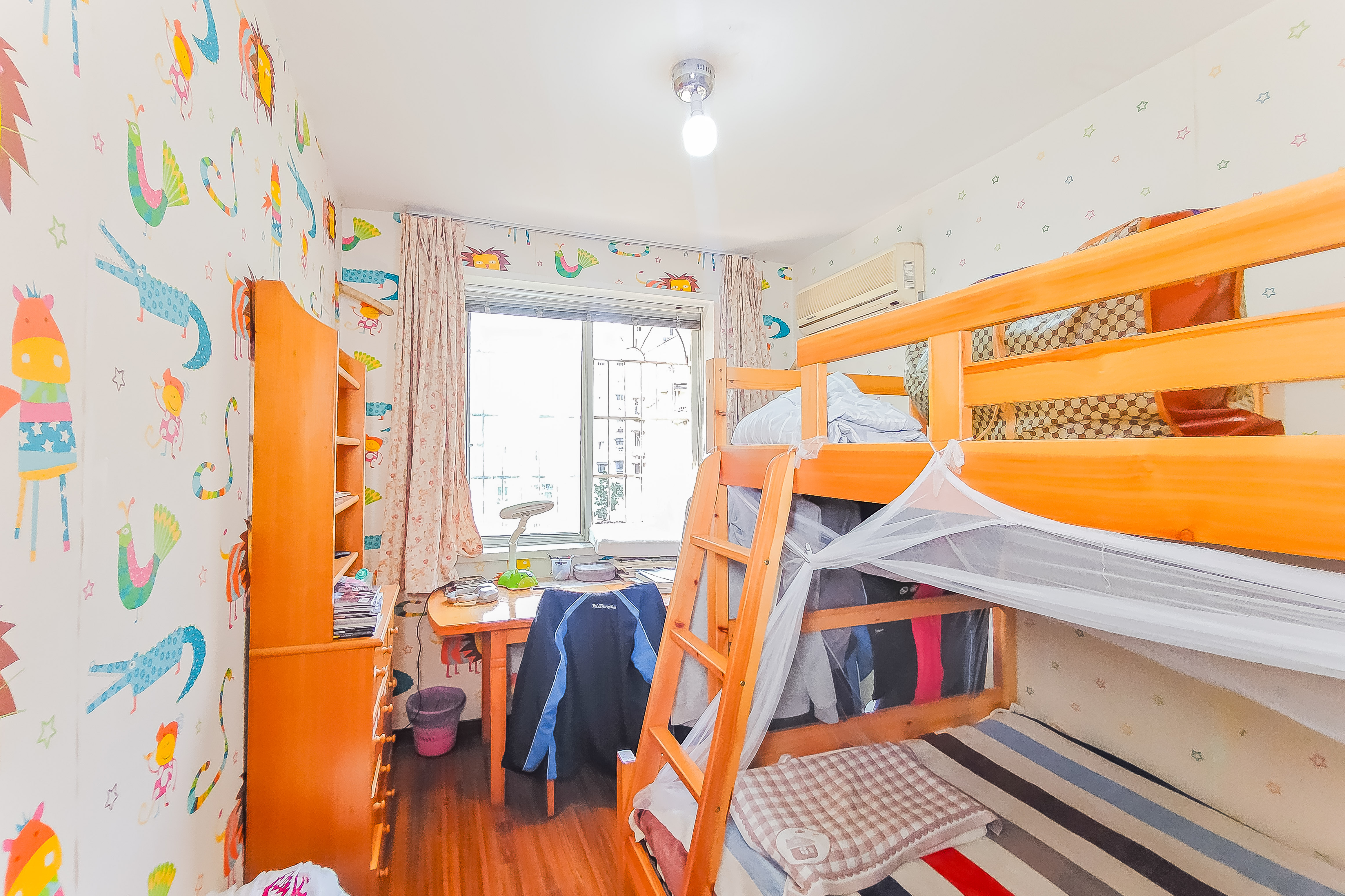 省水院宿舍  3室1厅1卫    68.0万 省水院宿舍  3室1厅1卫    68.0万卧室